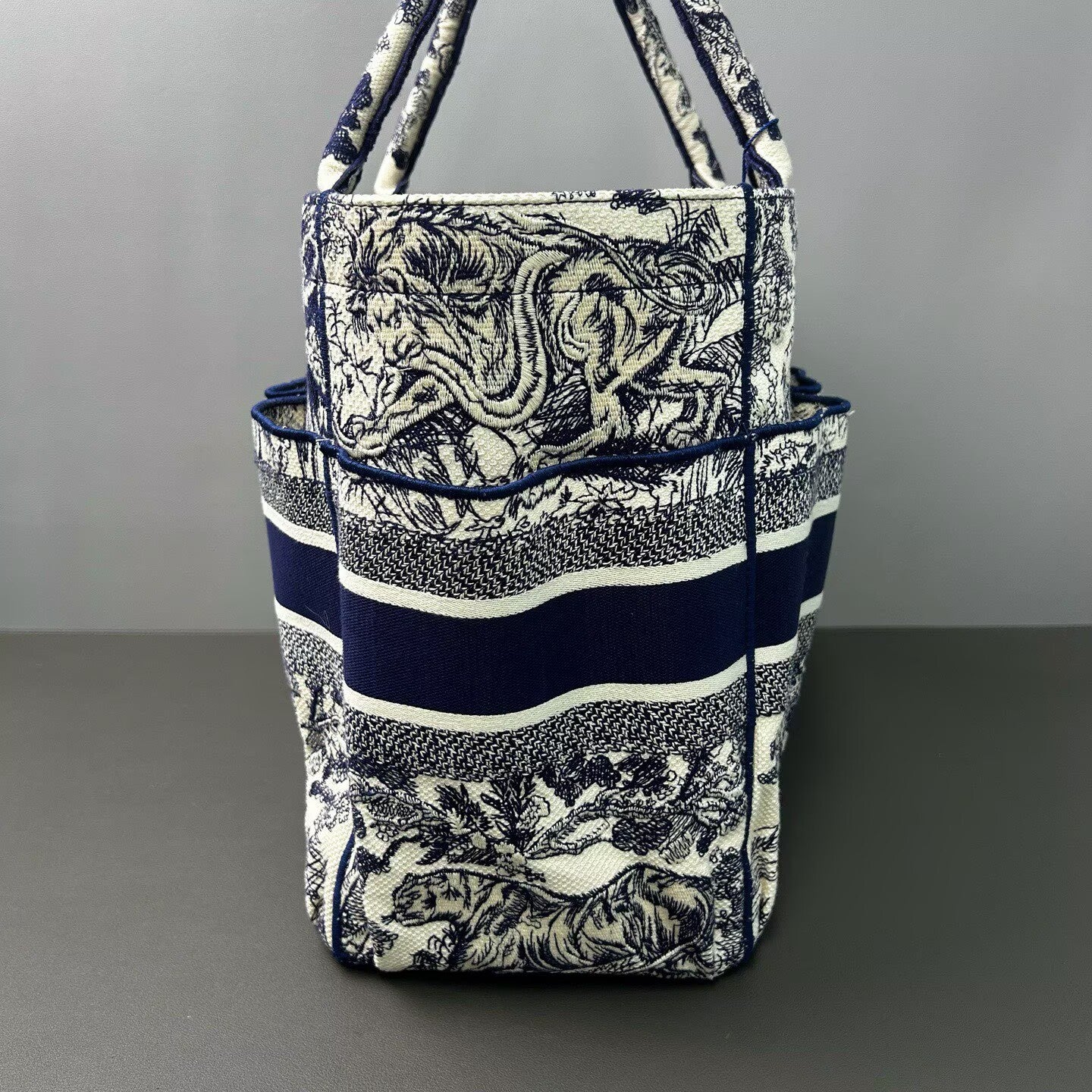Dior - Book Tote - Embroidered canvas - Ecru and Blue - (large)