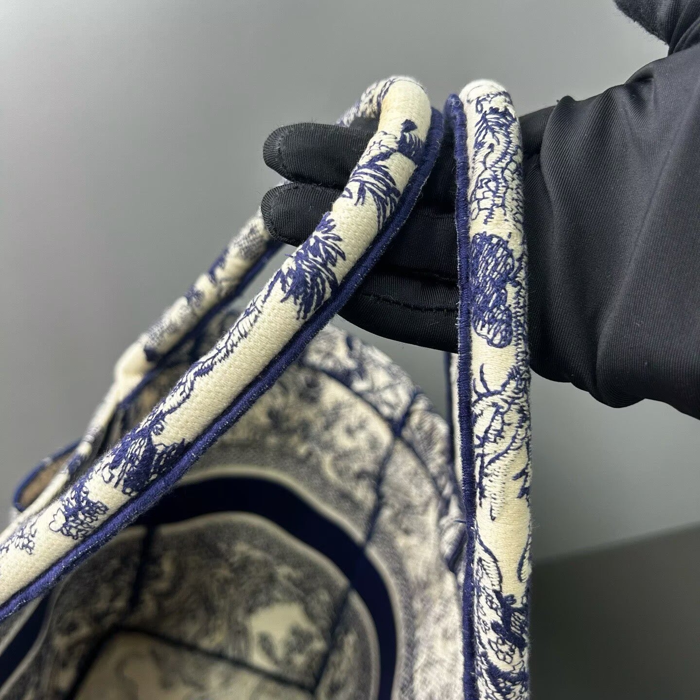 Dior - Book Tote - Embroidered canvas - Ecru and Blue - (large)