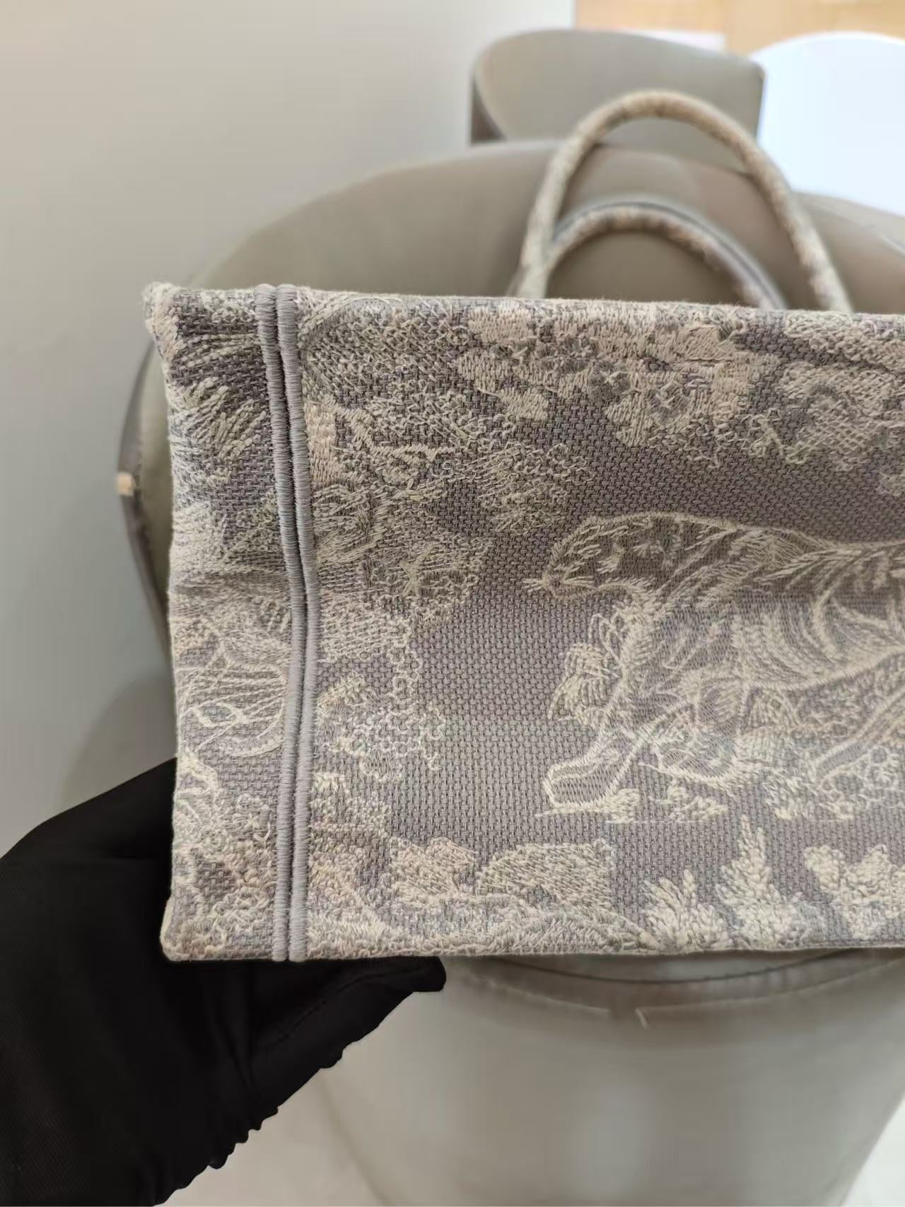 Dior - Book Tote - Embroidered canvas - Ivory Grey - (Medium)