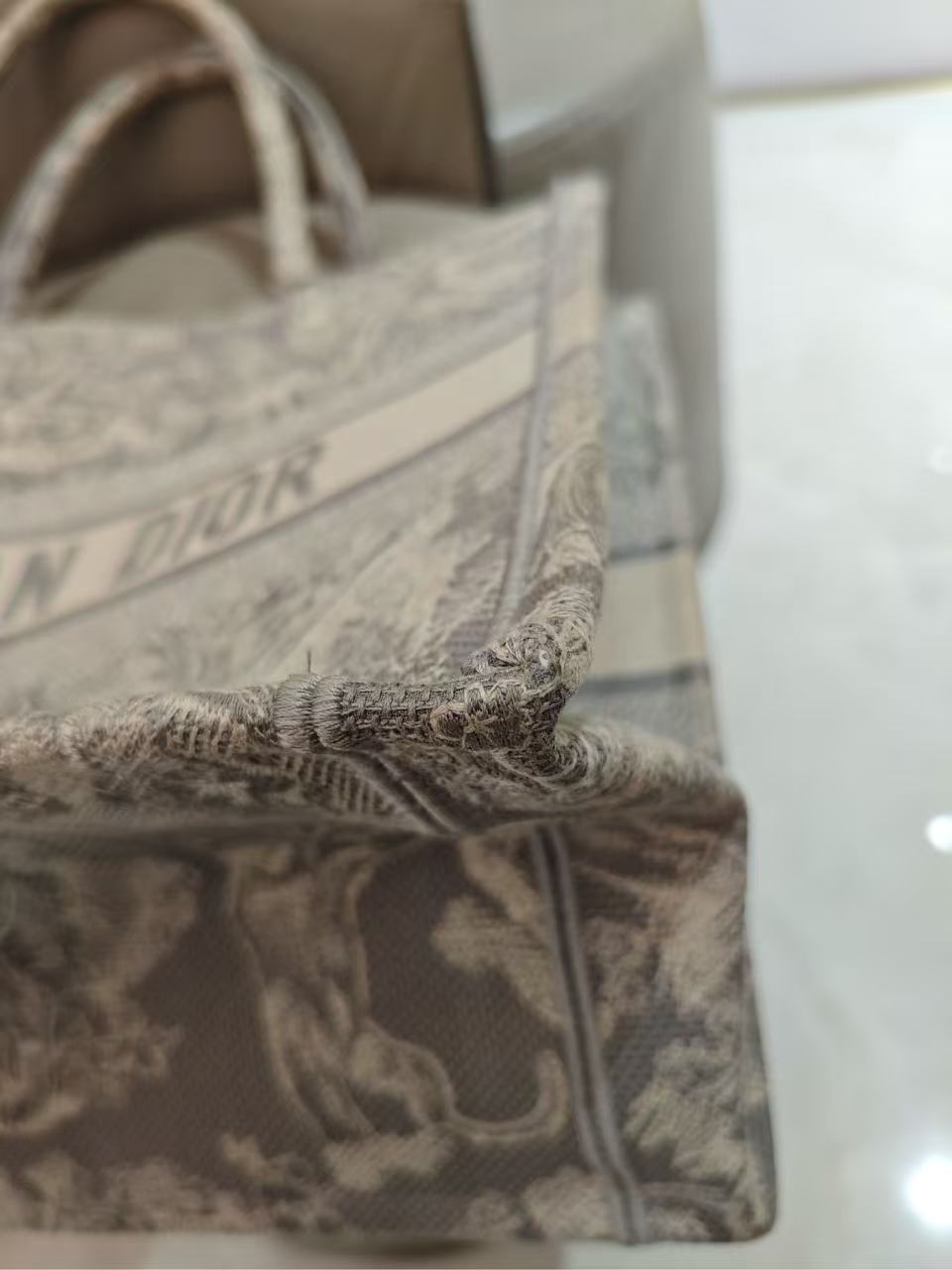 Dior - Book Tote - Embroidered canvas - Ivory Grey - (Medium)