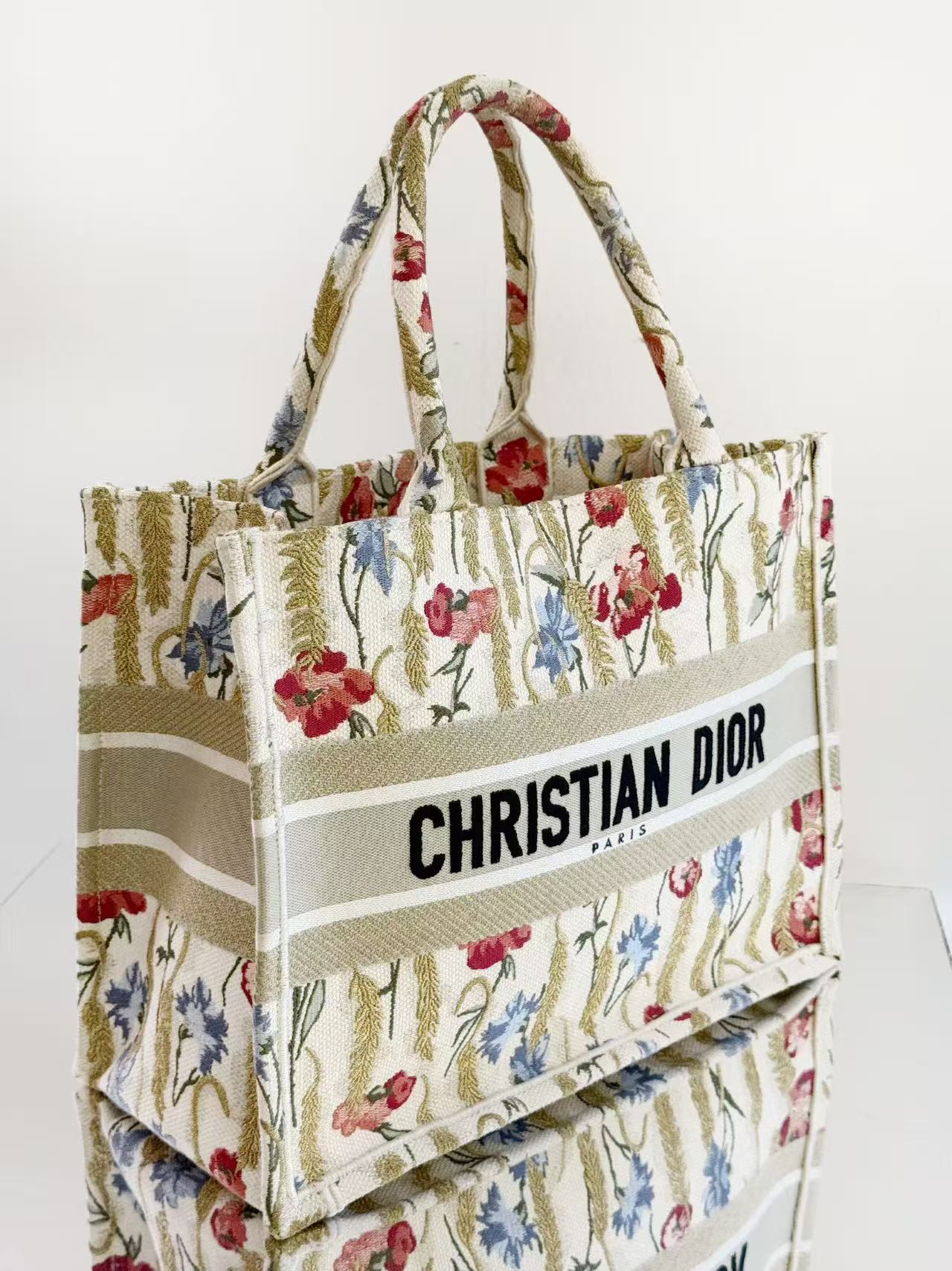 Dior - Book Tote - Embroidered canvas - Multicolour - (Medium)