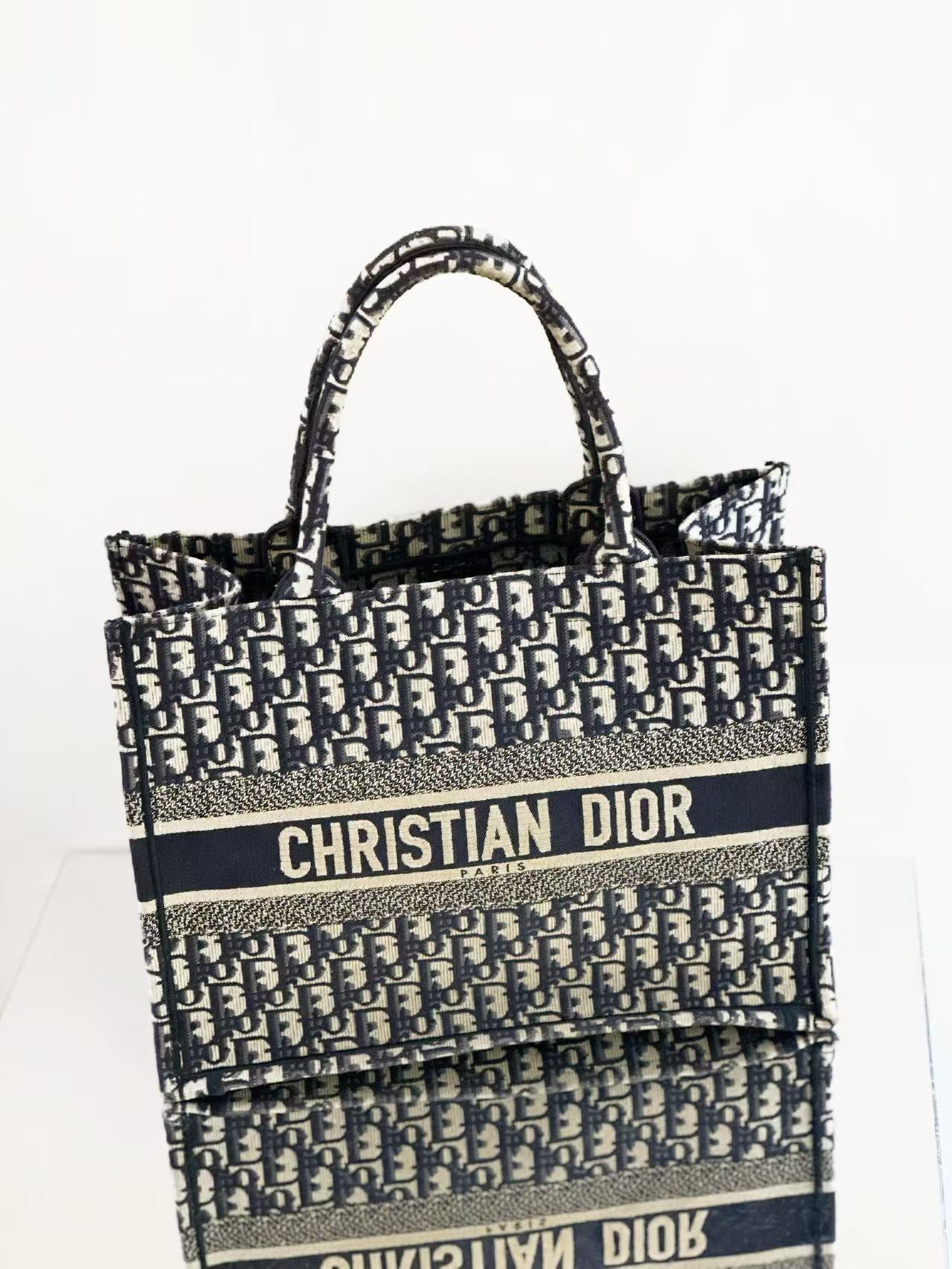 Dior - Book Tote - Embroidered canvas - Navy Blue and Beige - (Medium)