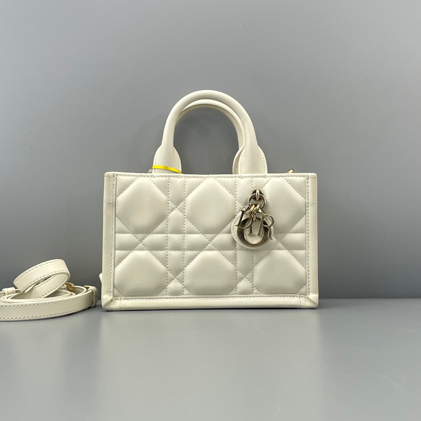 Dior - Book Tote - Lambskin leather - White - (mini)