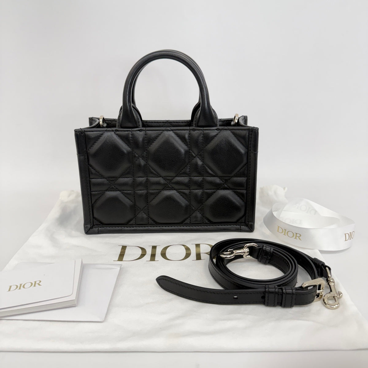 Dior - Book Tote - Leather - Black - (mini)