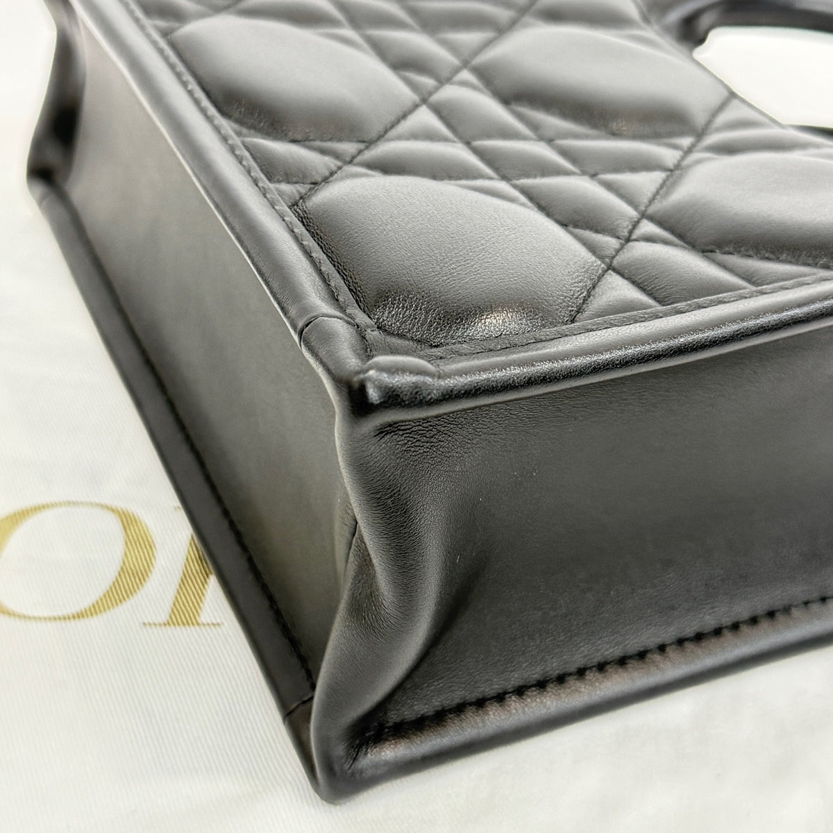 Dior - Book Tote - Leather - Black - (mini)