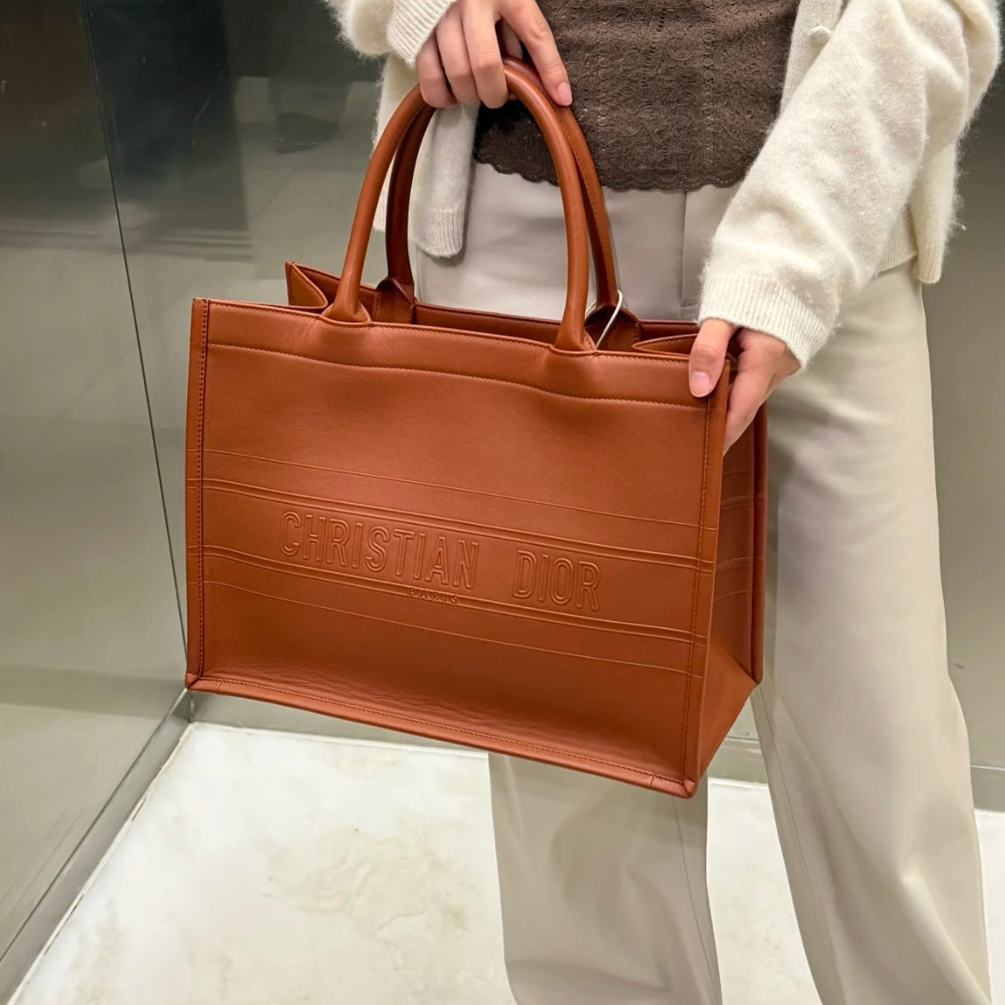 Dior - Book Tote - Leather - Brown - (medium)