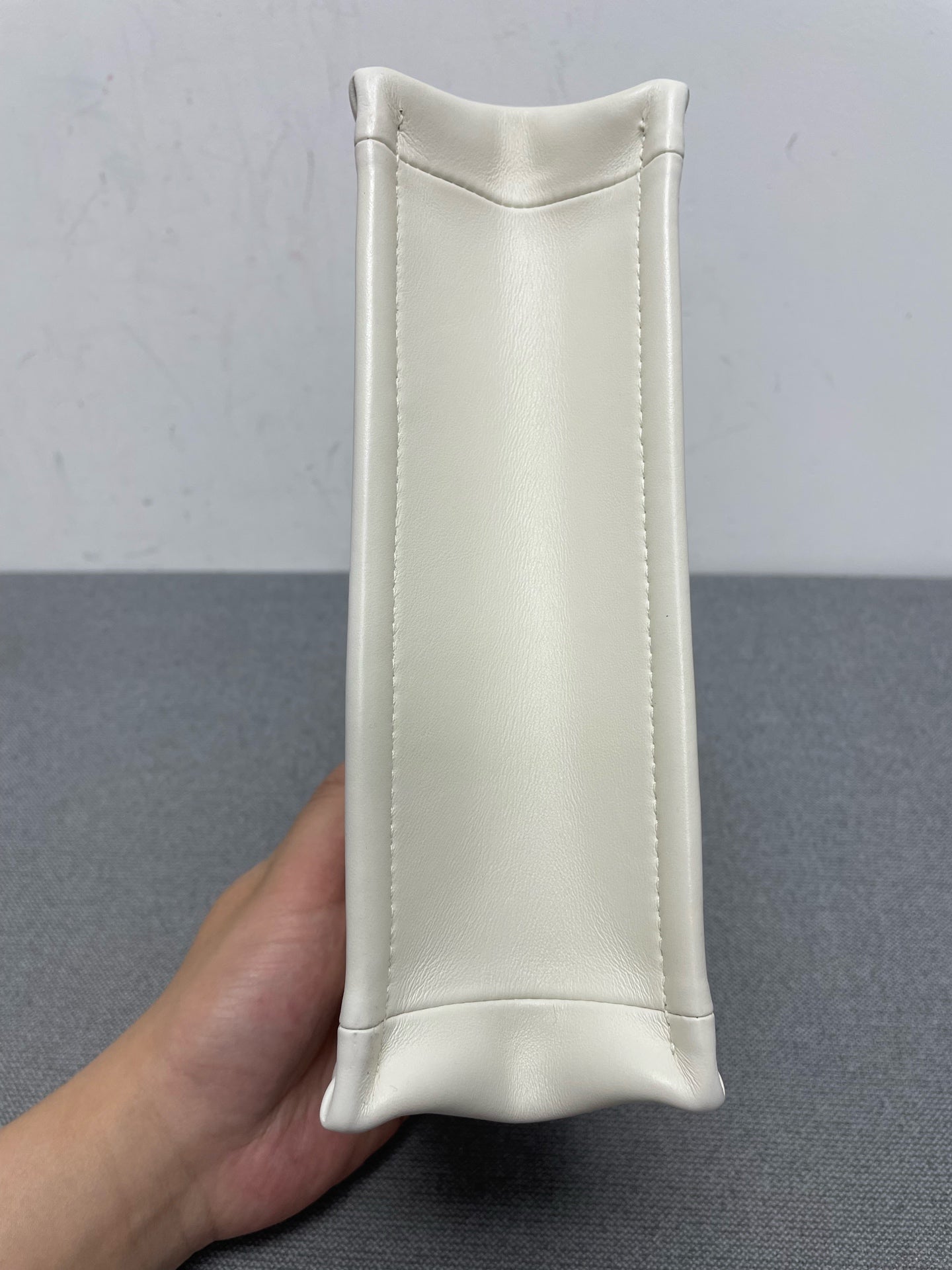 Dior - Book Tote - Leather - White - (mini)
