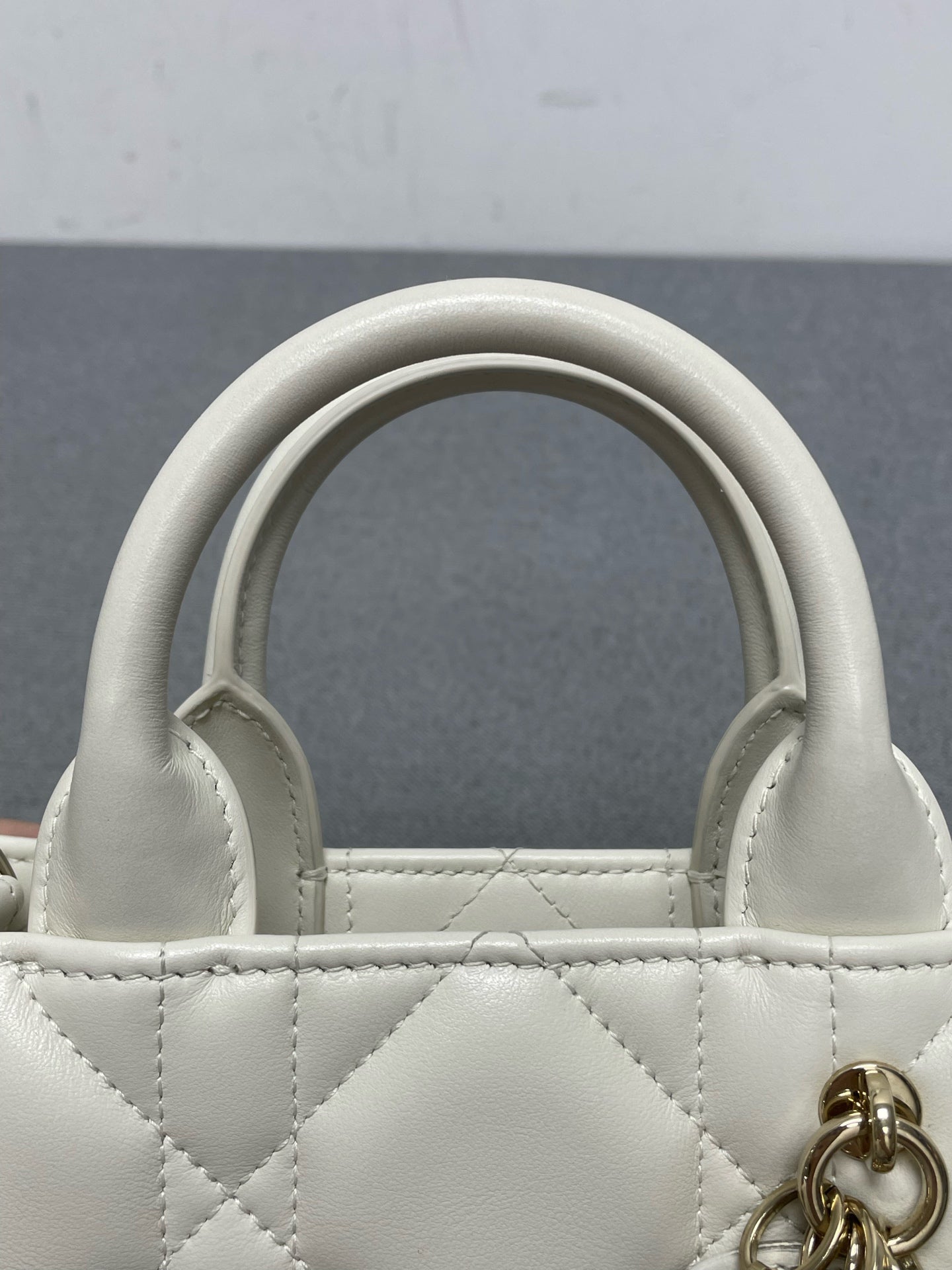 Dior - Book Tote - Leather - White - (mini)