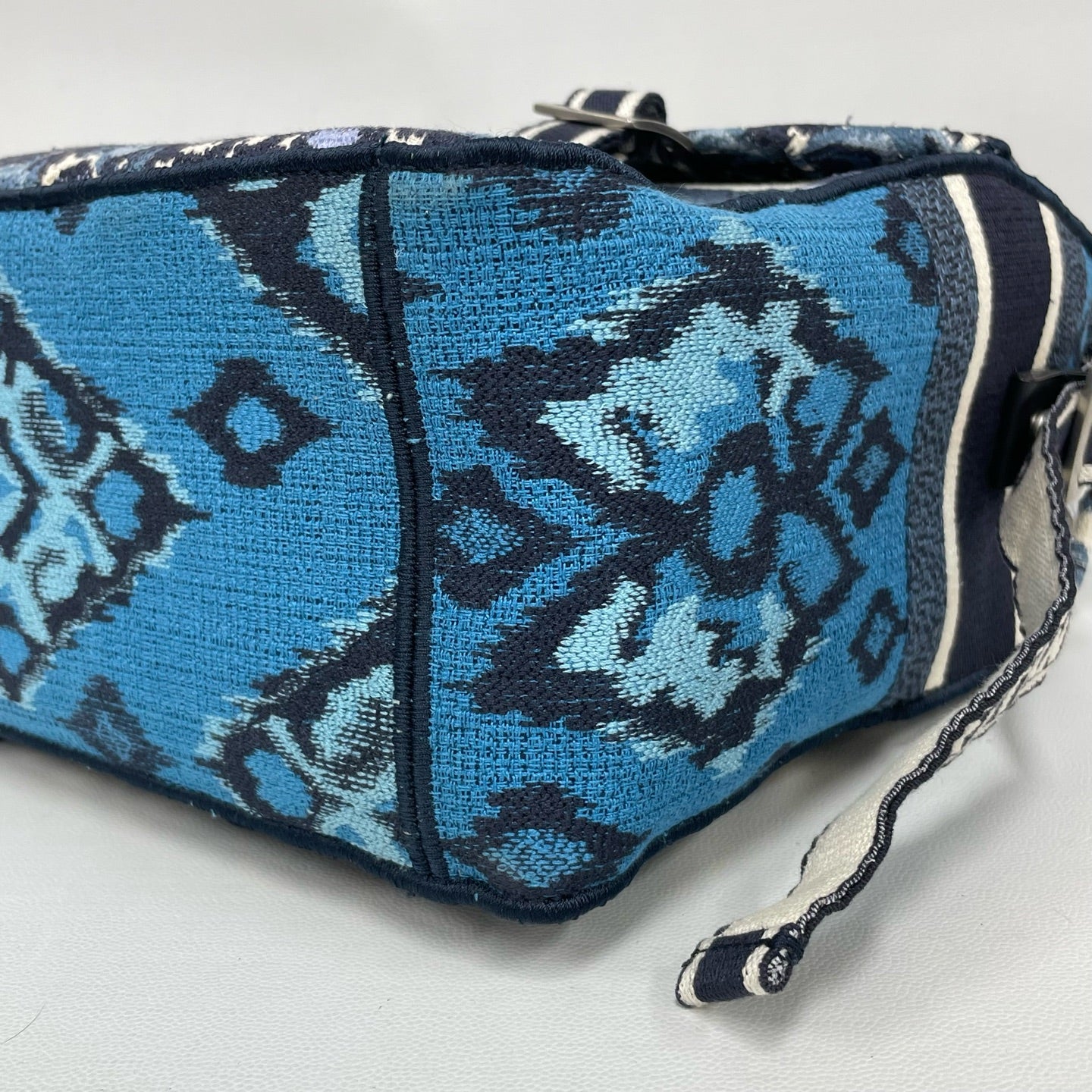 Dior - Camp Messenger Bag - Embroidered canvas - Blue - (medium)