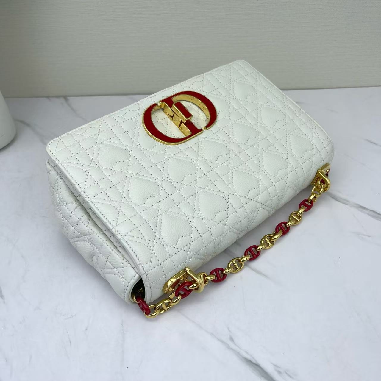 Dior - Caro (Limited Edition Heart Quilted) - Lambskin leather - White with Red Accents and Gold-Tone Hardware - (Medium)