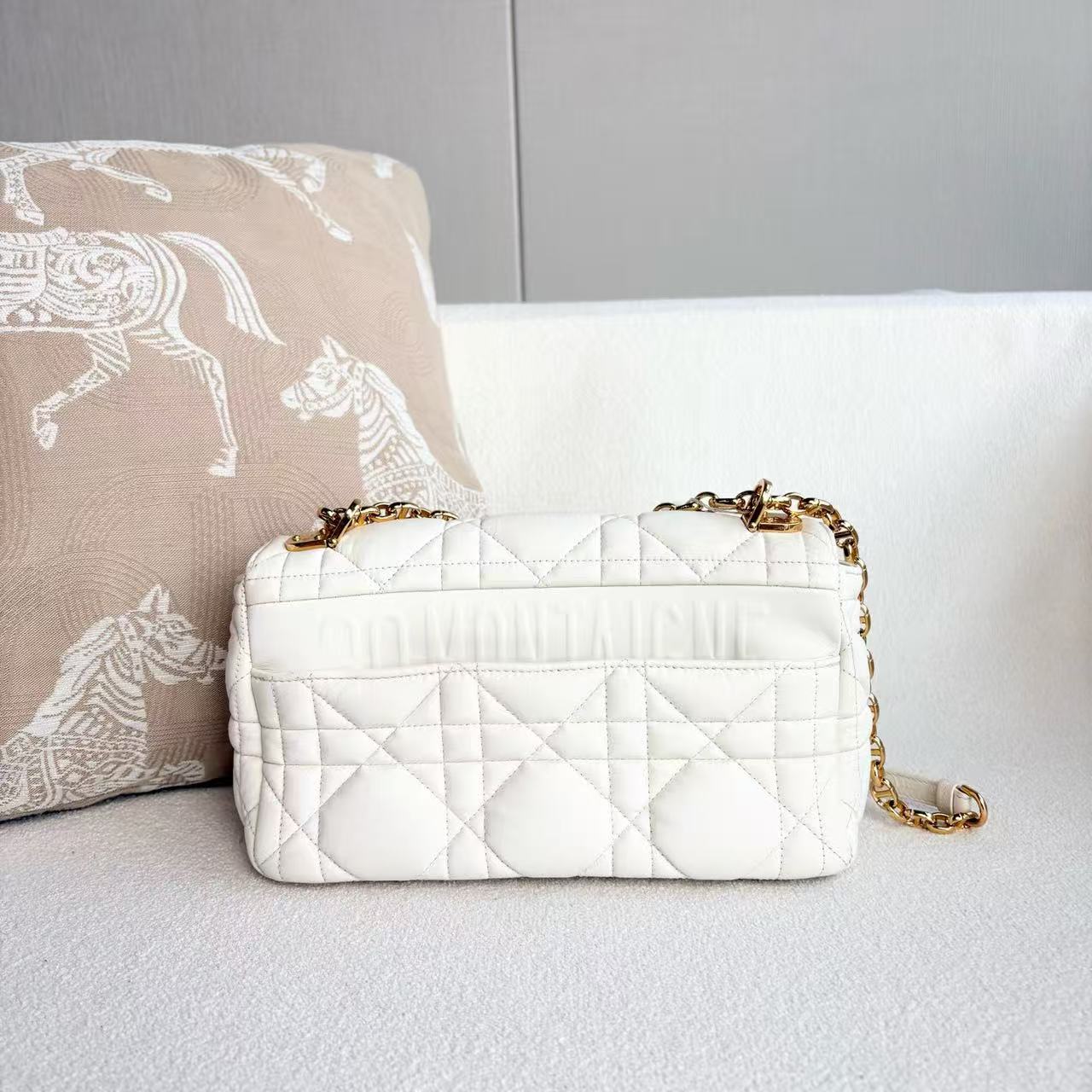 Dior - Caro Medium Chain Bag - Lambskin leather - White with Gold-Tone Hardware - (Medium)