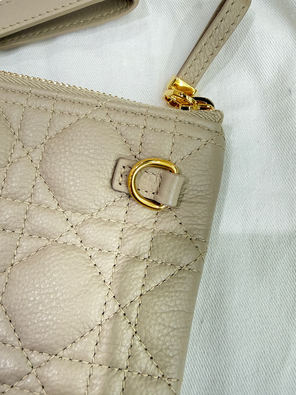 Dior - Caro Medium - Leather - Beige - (medium)