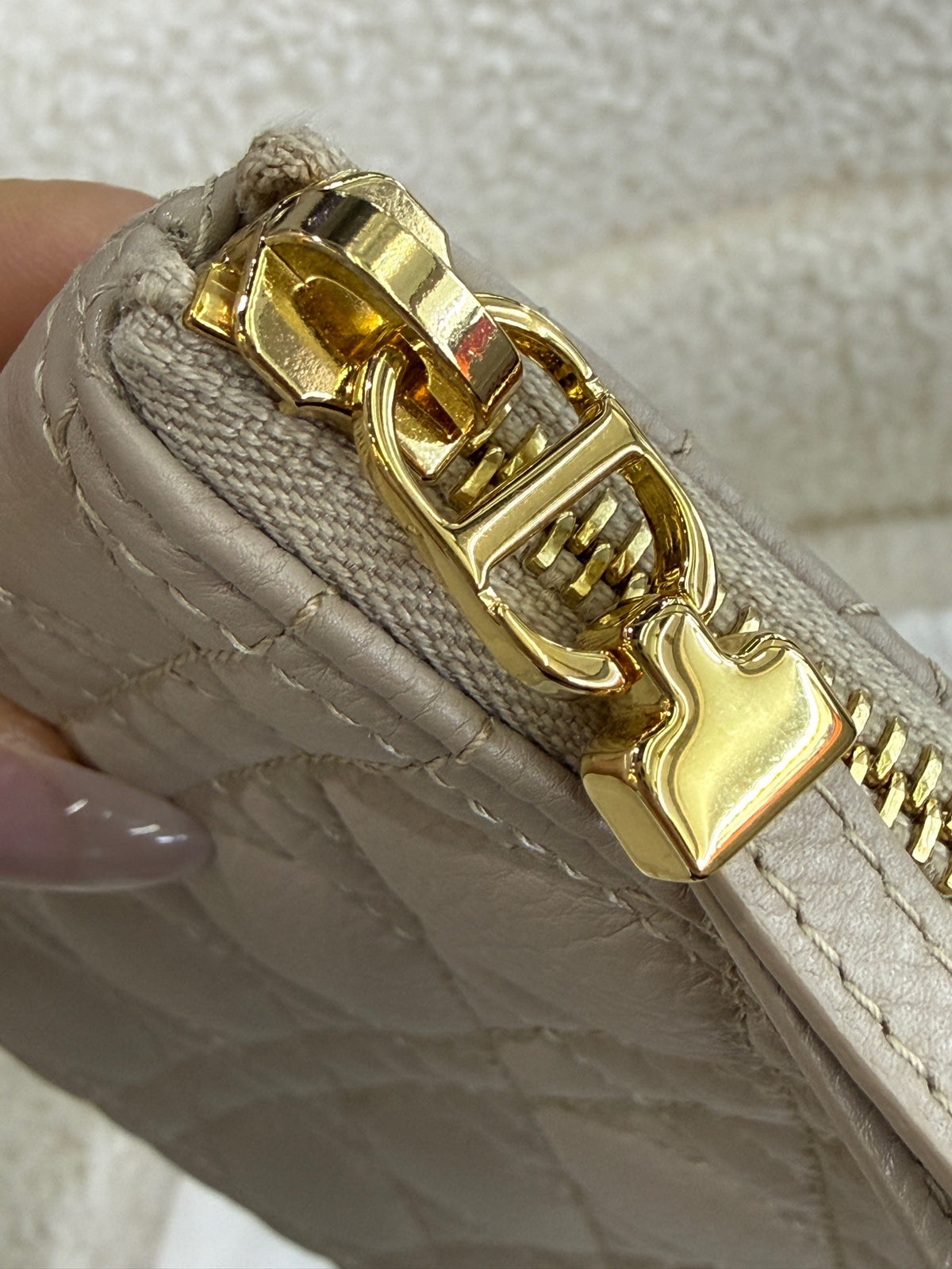 Dior - Caro Medium - Leather - Beige - (medium)