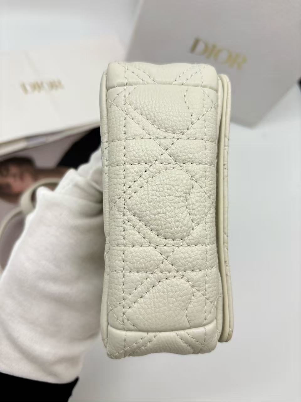 Dior - Caro Mini - Calfskin leather - White with Red and Gold-Tone Hardware - (mini)