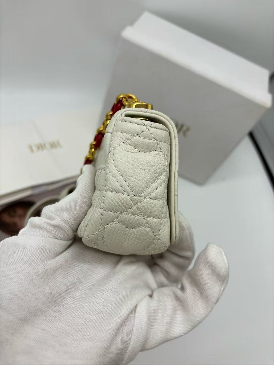 Dior - Caro Mini - Calfskin leather - White with Red and Gold-Tone Hardware - (mini)