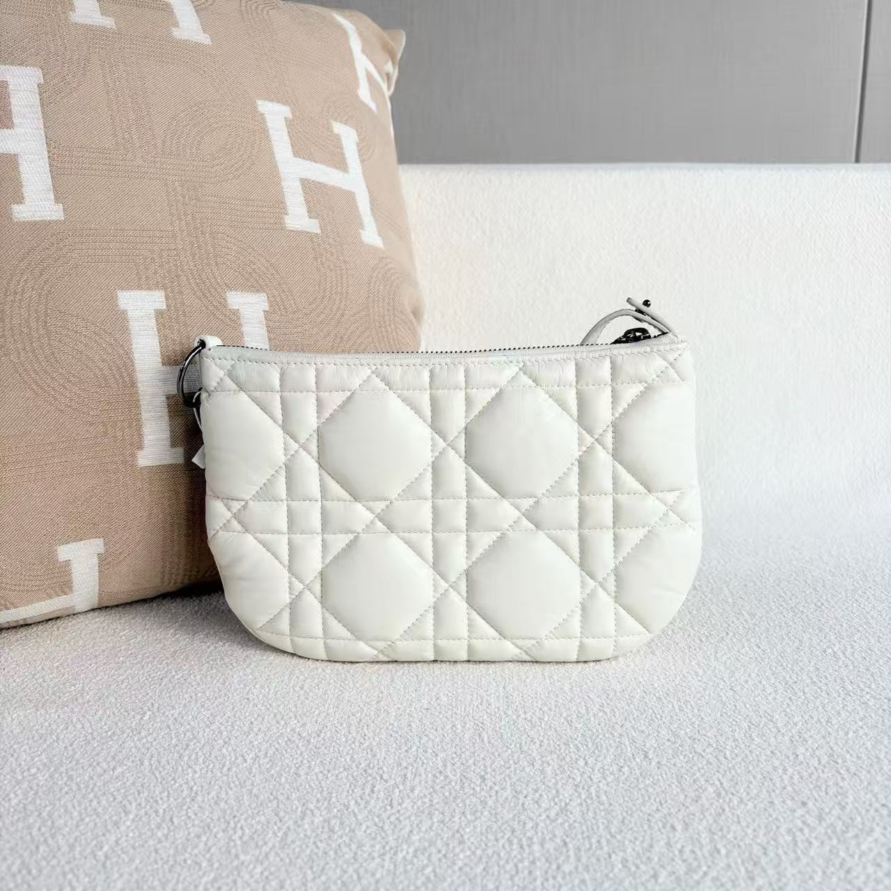 Dior - Caro Tulip Shoulder Bag - Calfskin leather - White with Silver-Tone Hardware - (mini)