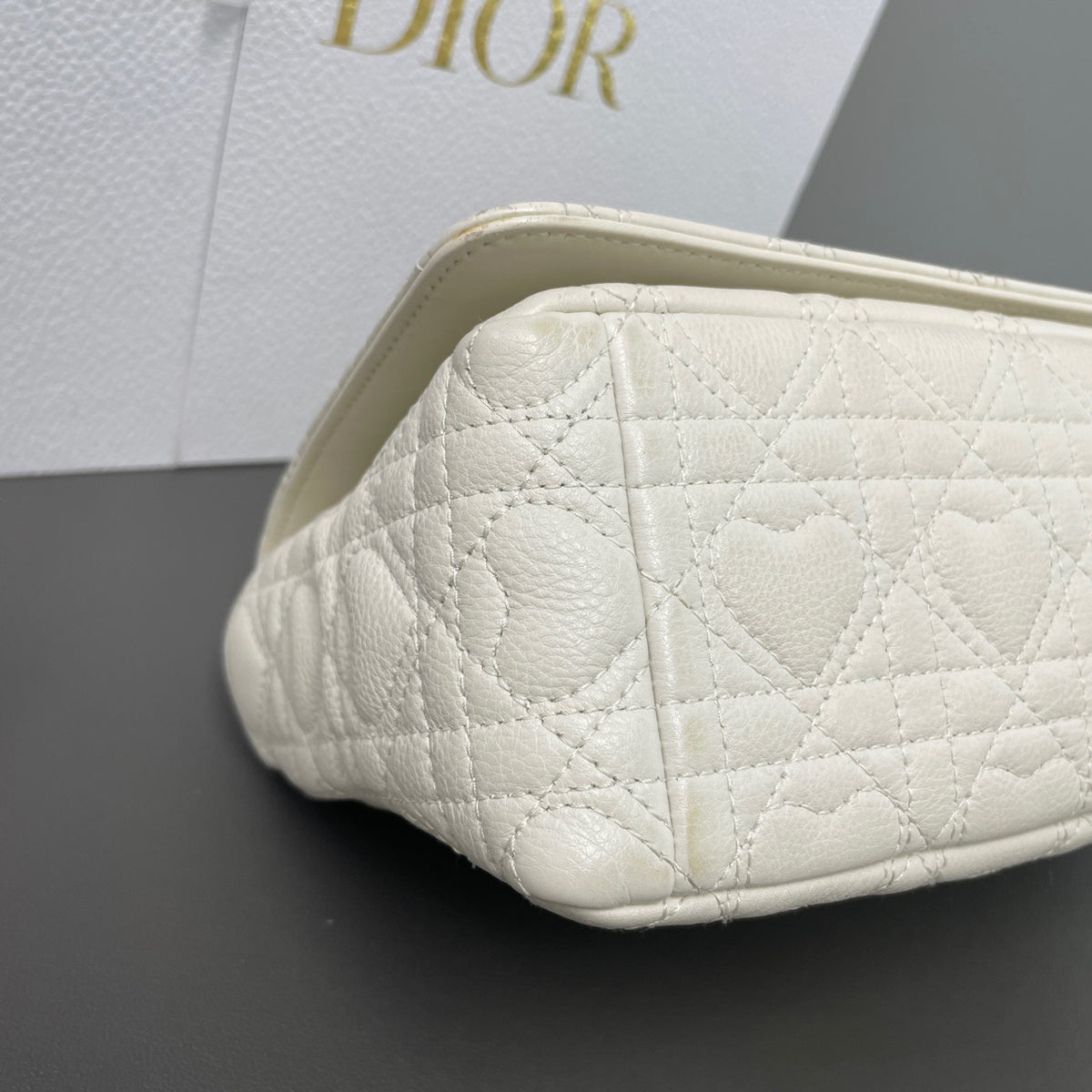Dior - Caro Valentine's Day Limited Edition - Leather - White - (medium)