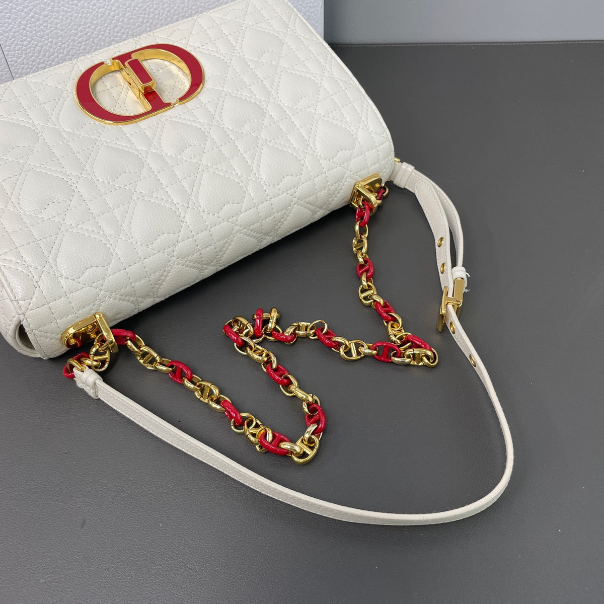 Dior - Caro Valentine's Day Limited Edition - Leather - White - (medium)
