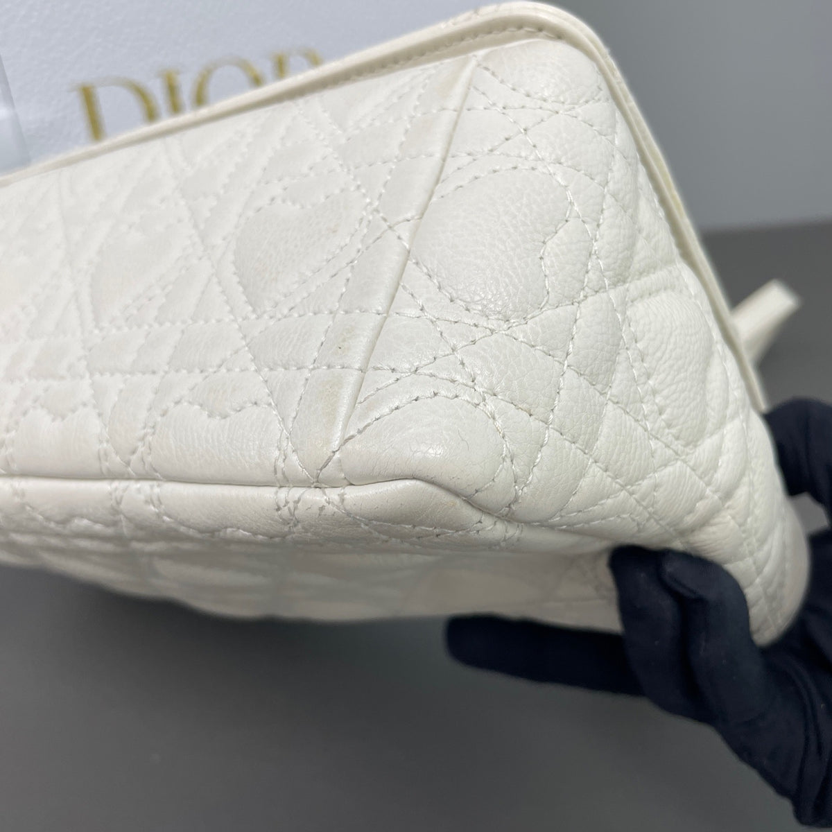 Dior - Caro Valentine's Day Limited Edition - Leather - White - (medium)