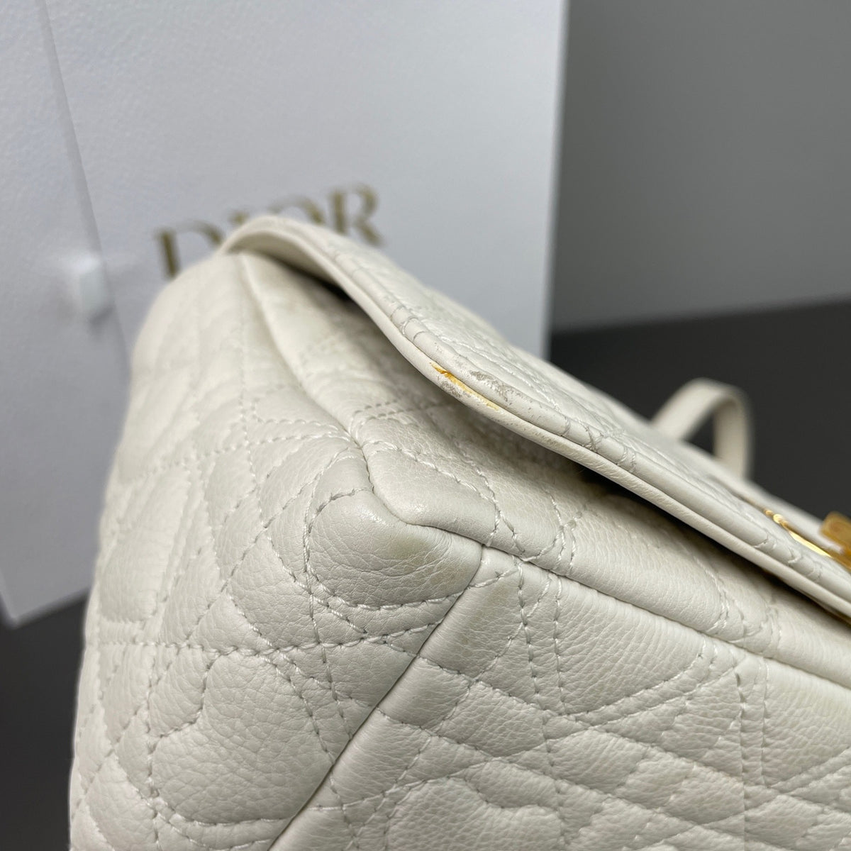 Dior - Caro Valentine's Day Limited Edition - Leather - White - (medium)