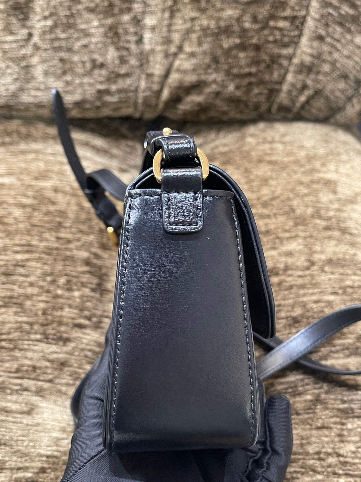 Dior - CD Twist Lock Shoulder Bag - Leather - Black - (Small)
