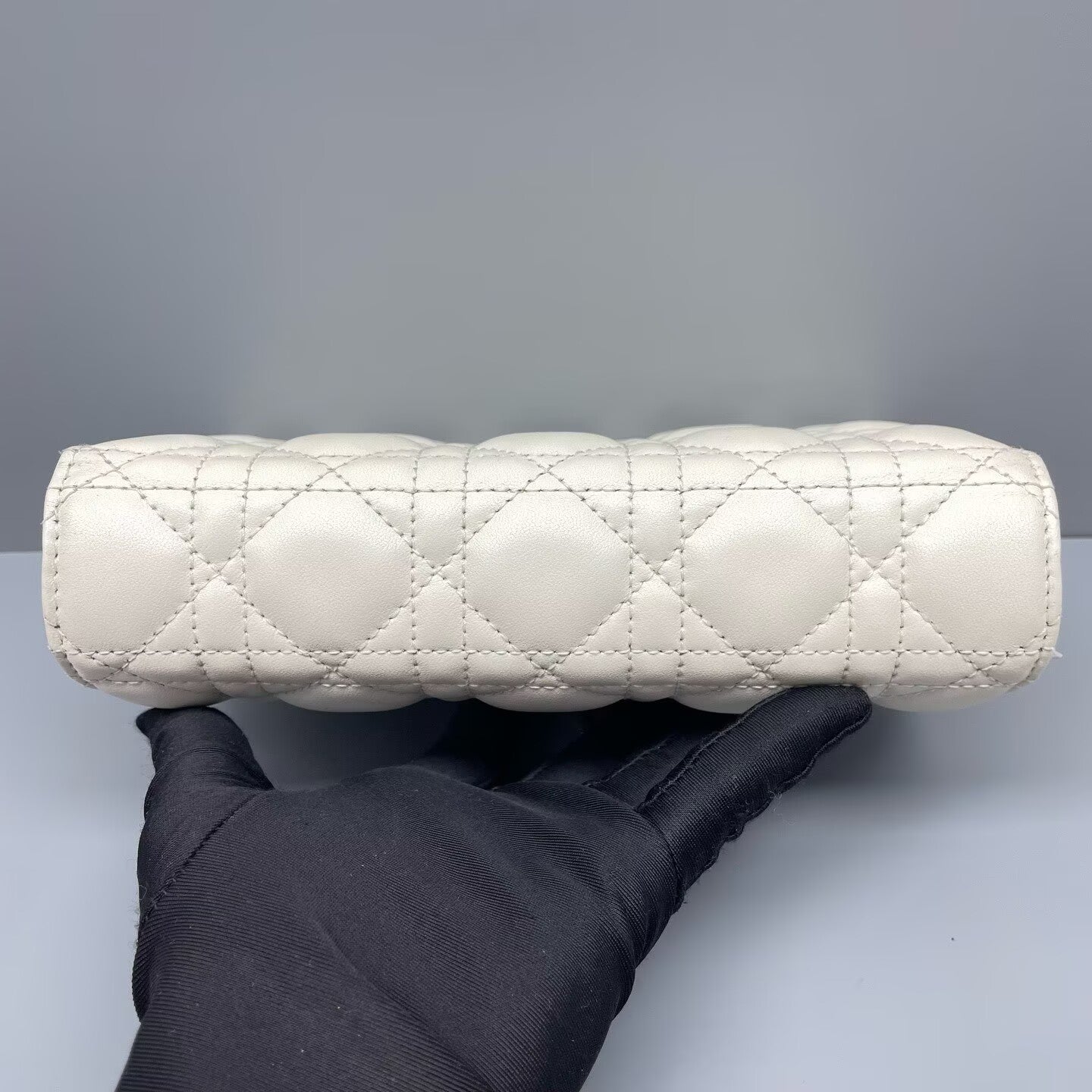 Dior - Daily Cannage Chain Bag - Leather - White - (Mini)