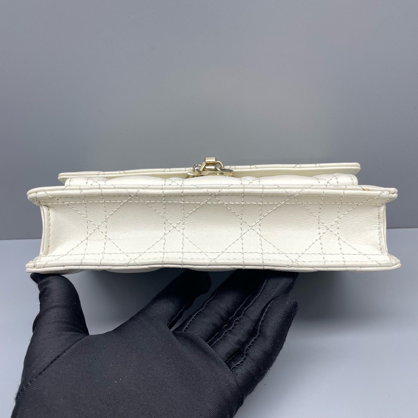 Dior - Daily Cannage Chain Bag - Leather - White - (Mini)