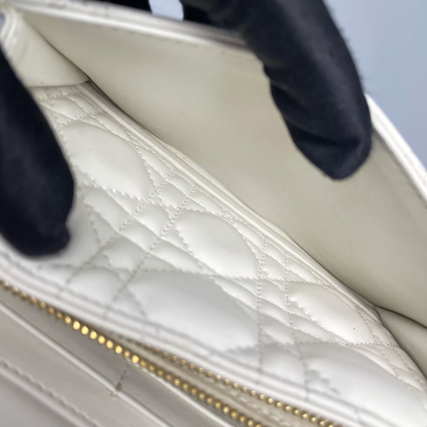 Dior - Daily Cannage Chain Bag - Leather - White - (Mini)