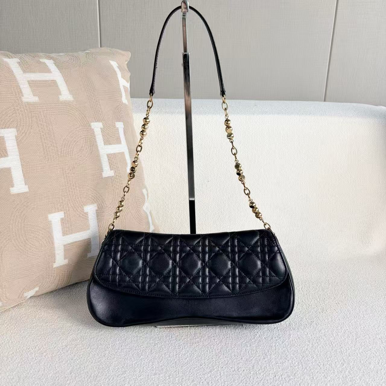 Dior - Dior Cannage Baguette Shoulder Bag - Smooth leather - Black - (mini)