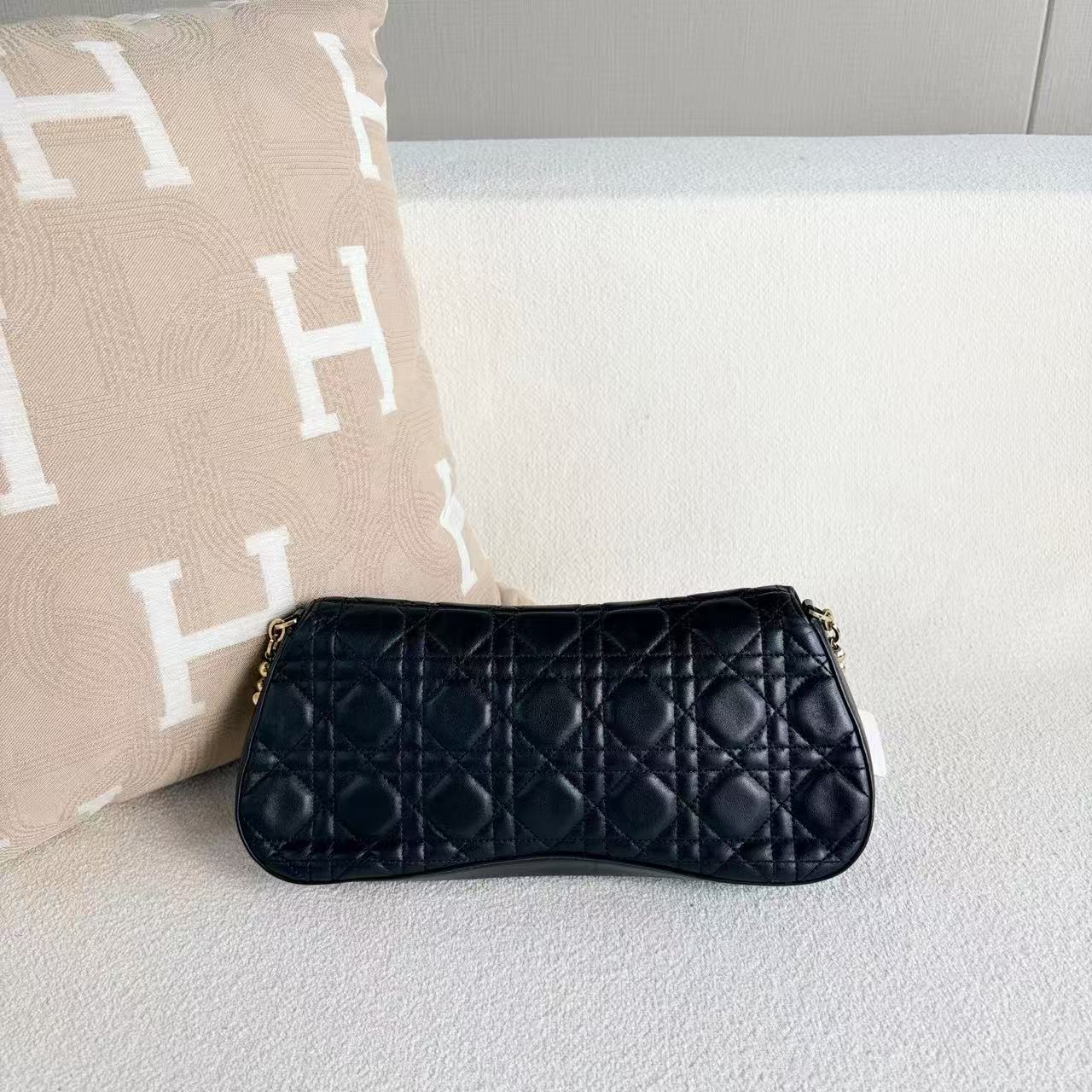 Dior - Dior Cannage Baguette Shoulder Bag - Smooth leather - Black - (mini)