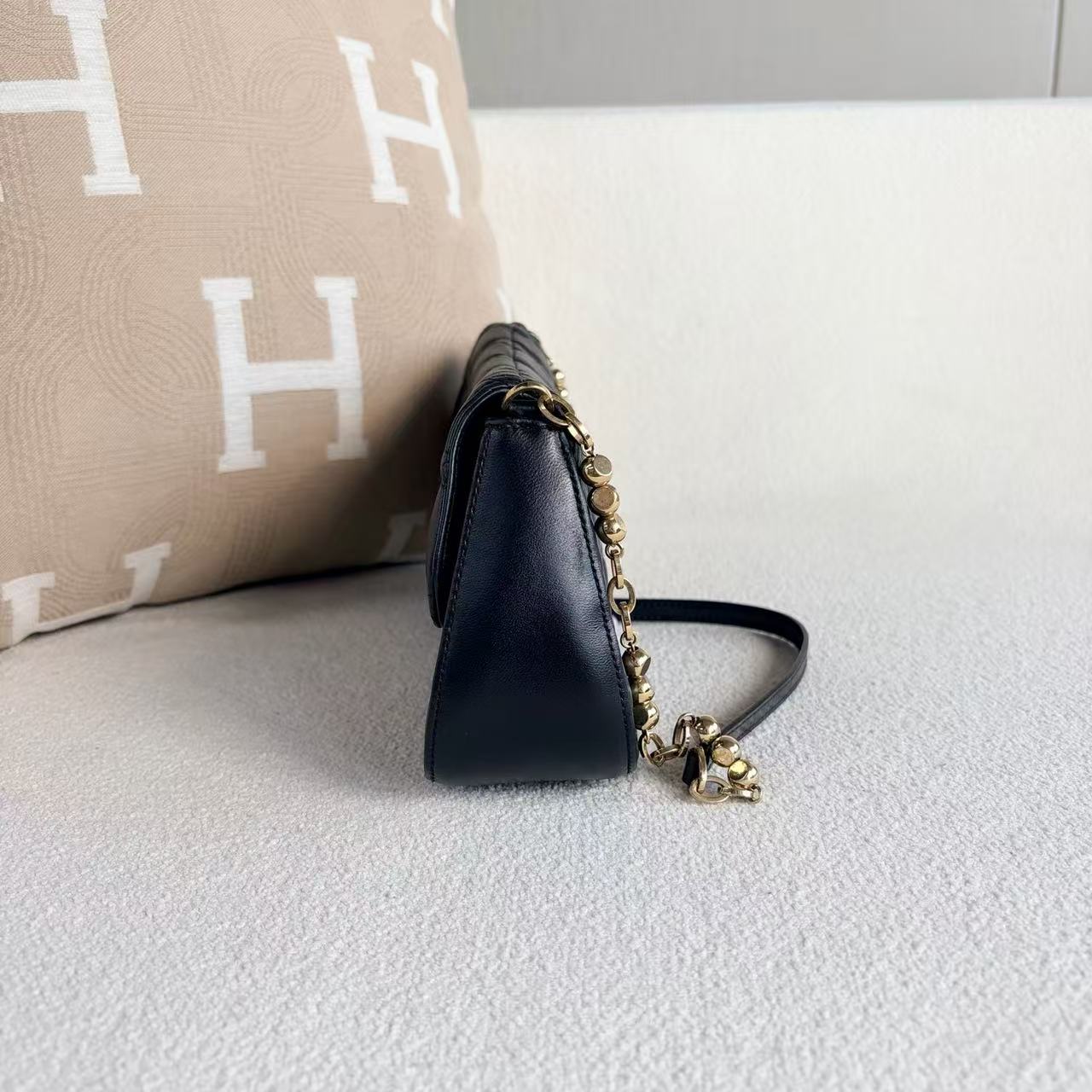 Dior - Dior Cannage Baguette Shoulder Bag - Smooth leather - Black - (mini)