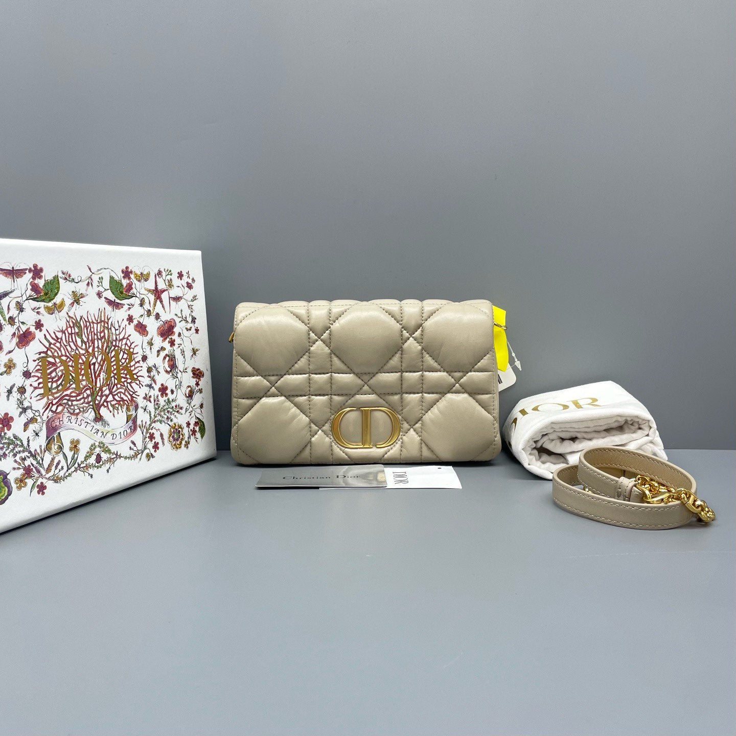 Dior - Dior Cloud Cannage Wallet on Chain - Lambskin leather - Beige - (mini)