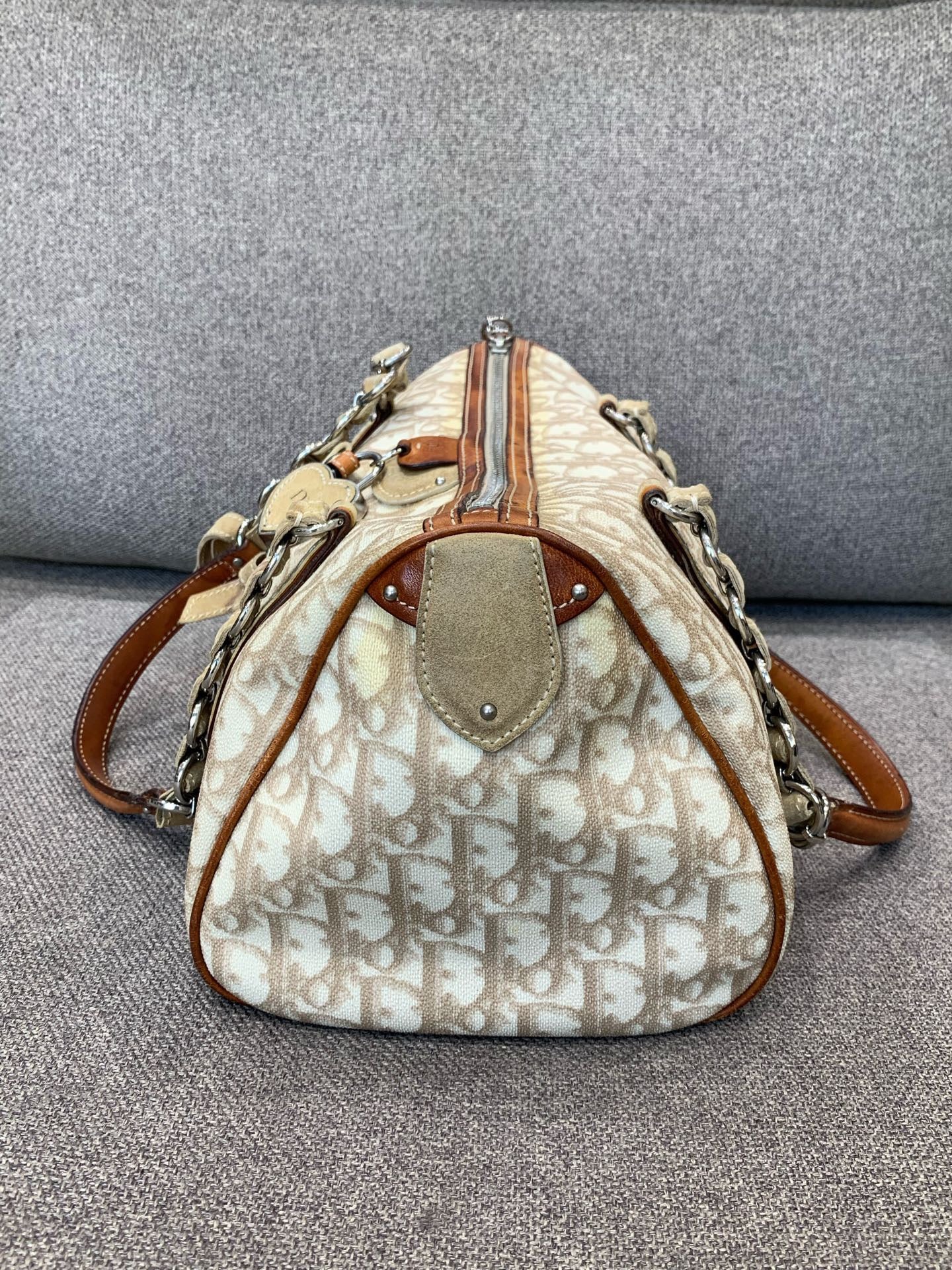 Dior - Dior Oblique Boston Bag with Heart Lock - Canvas with natural leather trim - Beige - (medium)
