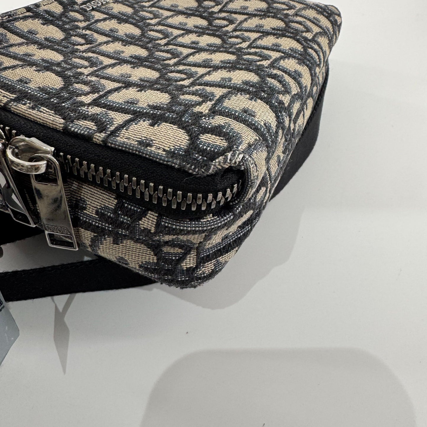 Dior - Dior Oblique Double Zip Box Bag - Embroidered canvas with leather trim - Multicolour (Beige and Navy) with Black - (mini)