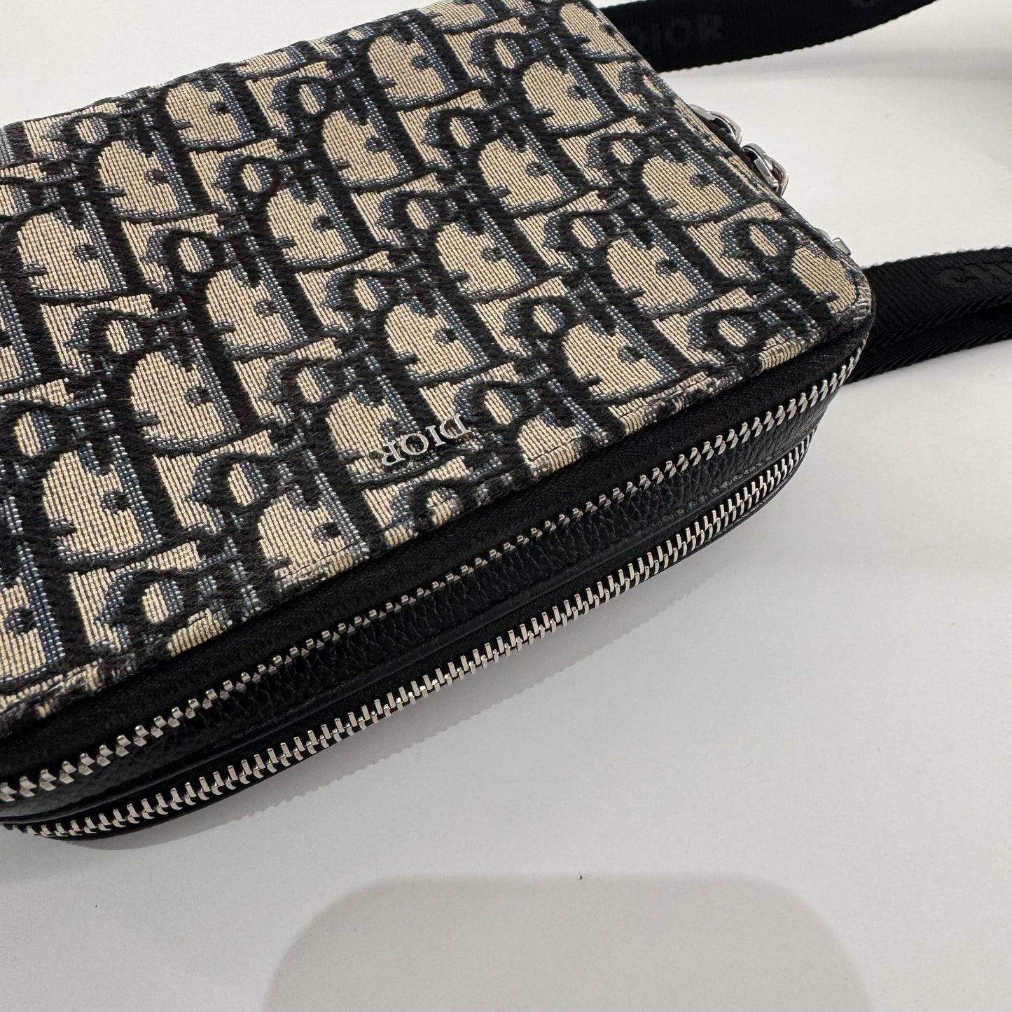 Dior - Dior Oblique Double Zip Box Bag - Embroidered canvas with leather trim - Multicolour (Beige and Navy) with Black - (mini)