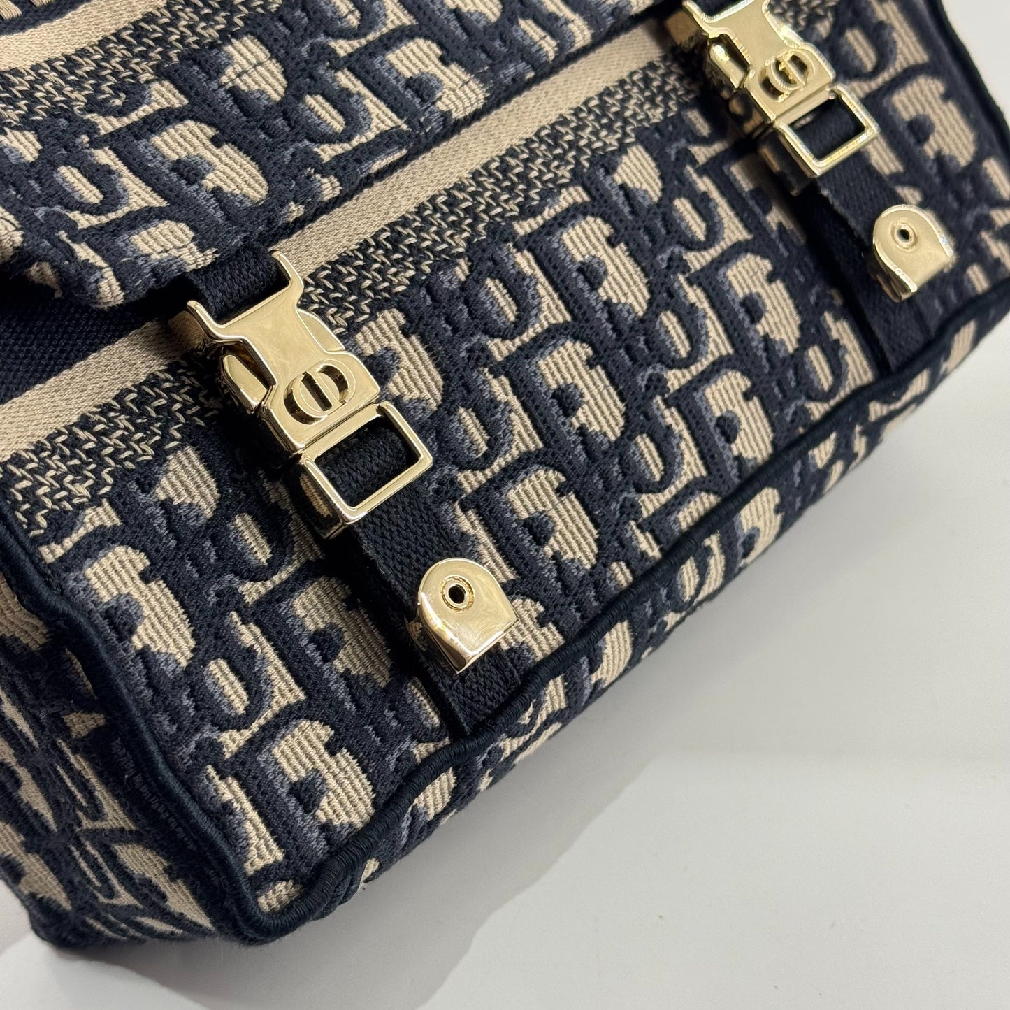 Dior - Dior Oblique Messenger Bag - Cloth - Multicolour
