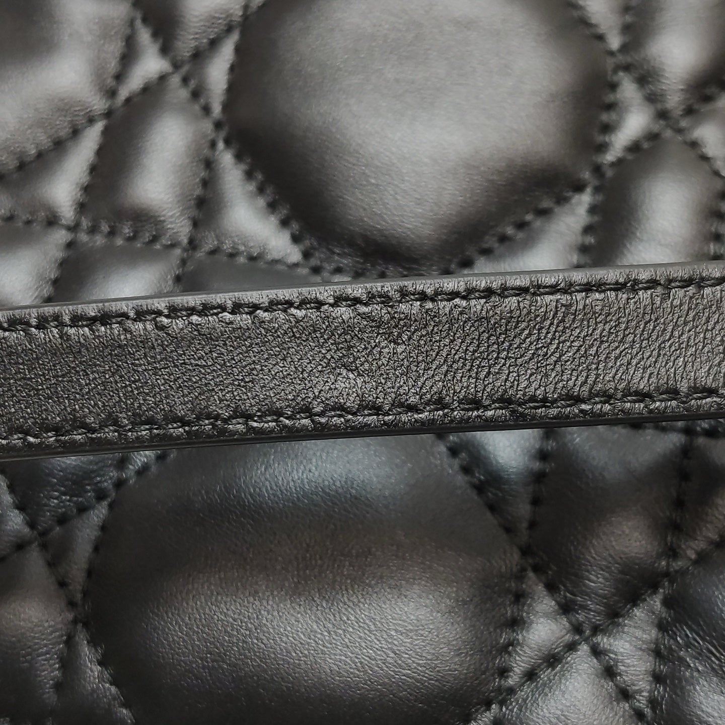 Dior - Dior Vibe Hobo - Leather - Black - (mini)