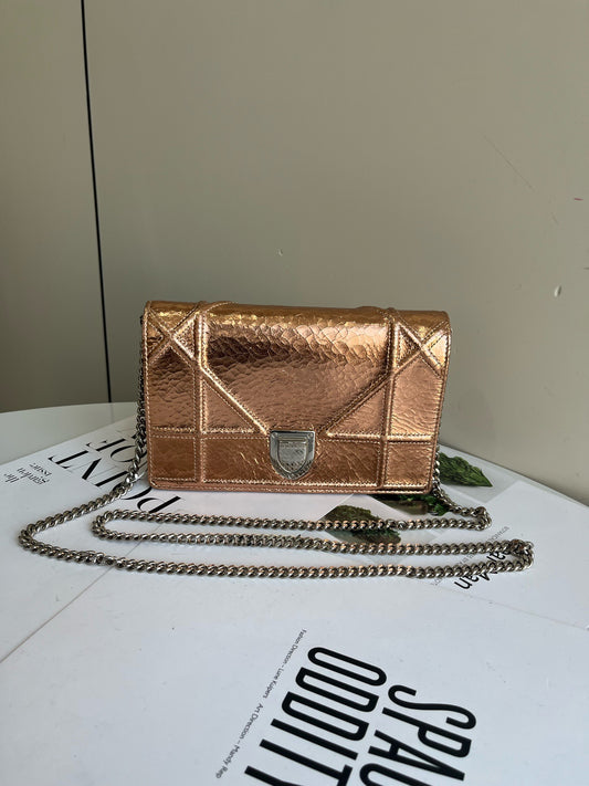 Dior - Diorama Wallet on Chain - Leather - Gold - (mini)