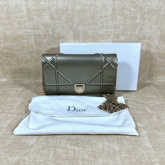 Dior - Diorama WOC - Leather - Silver - (mini)