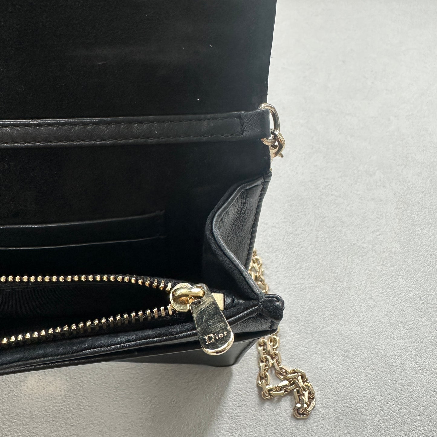 Dior - Dioramour Chain Clutch - Leather - Multicolour - (mini)