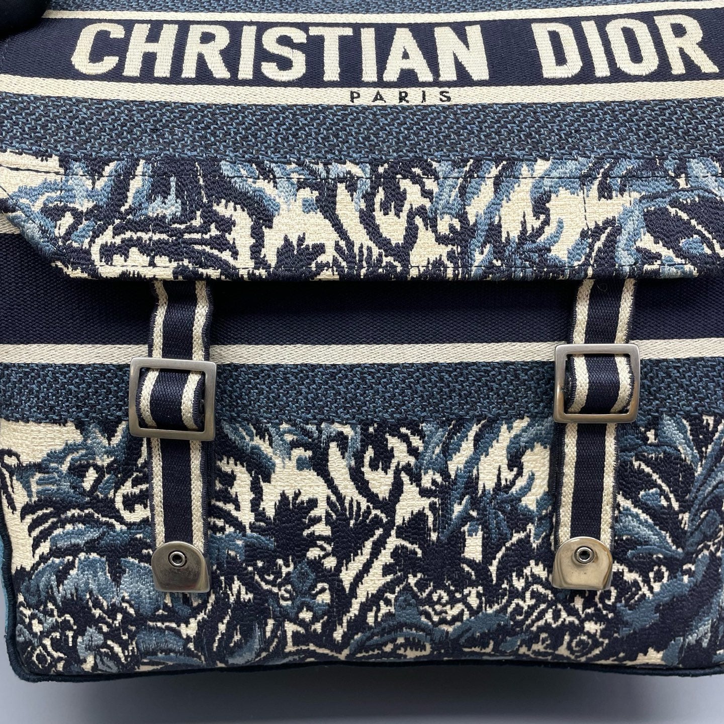 Dior - DiorCamp Messenger Bag - Embroidered canvas - Blue - (medium)