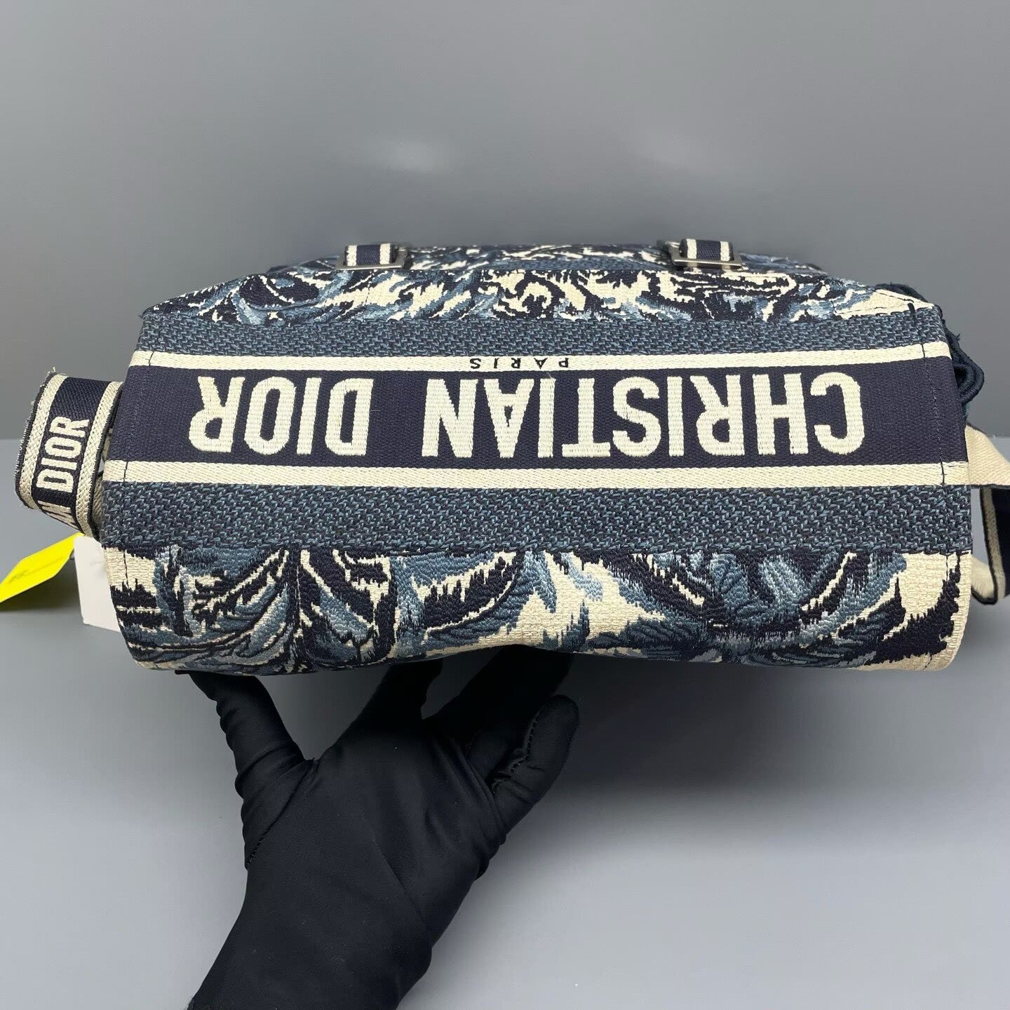 Dior - DiorCamp Messenger Bag - Embroidered canvas - Blue - (medium)