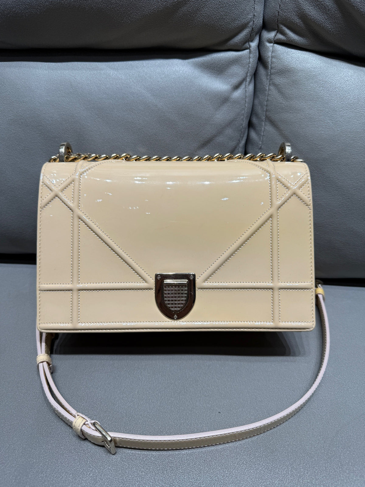 Dior - Diorever - Patent leather - Beige - (Other)