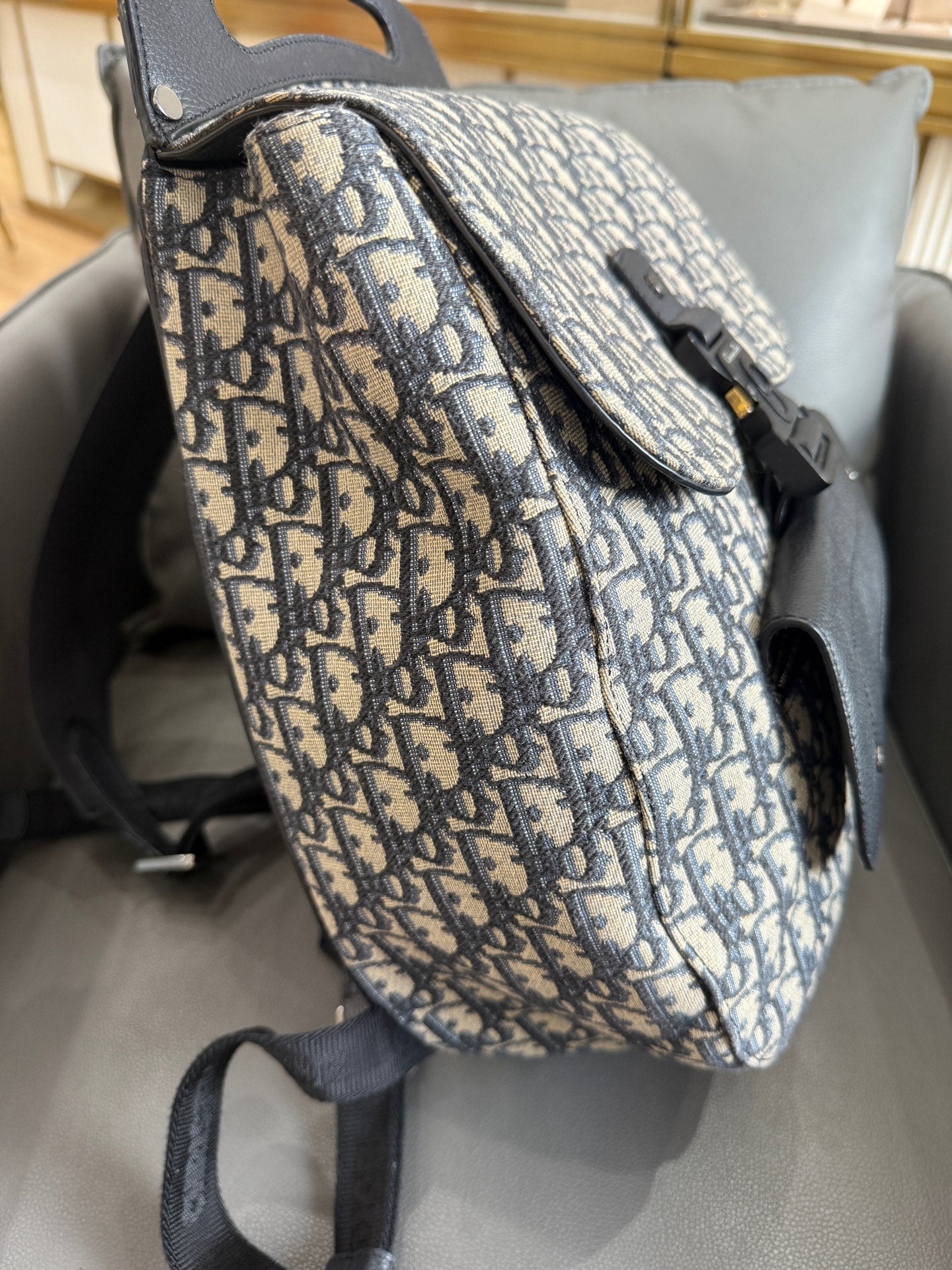 Dior - Gallop Oblique Canvas Saddle Backpack - Oblique jacquard canvas with grained calfskin leather trim - Black - (medium)