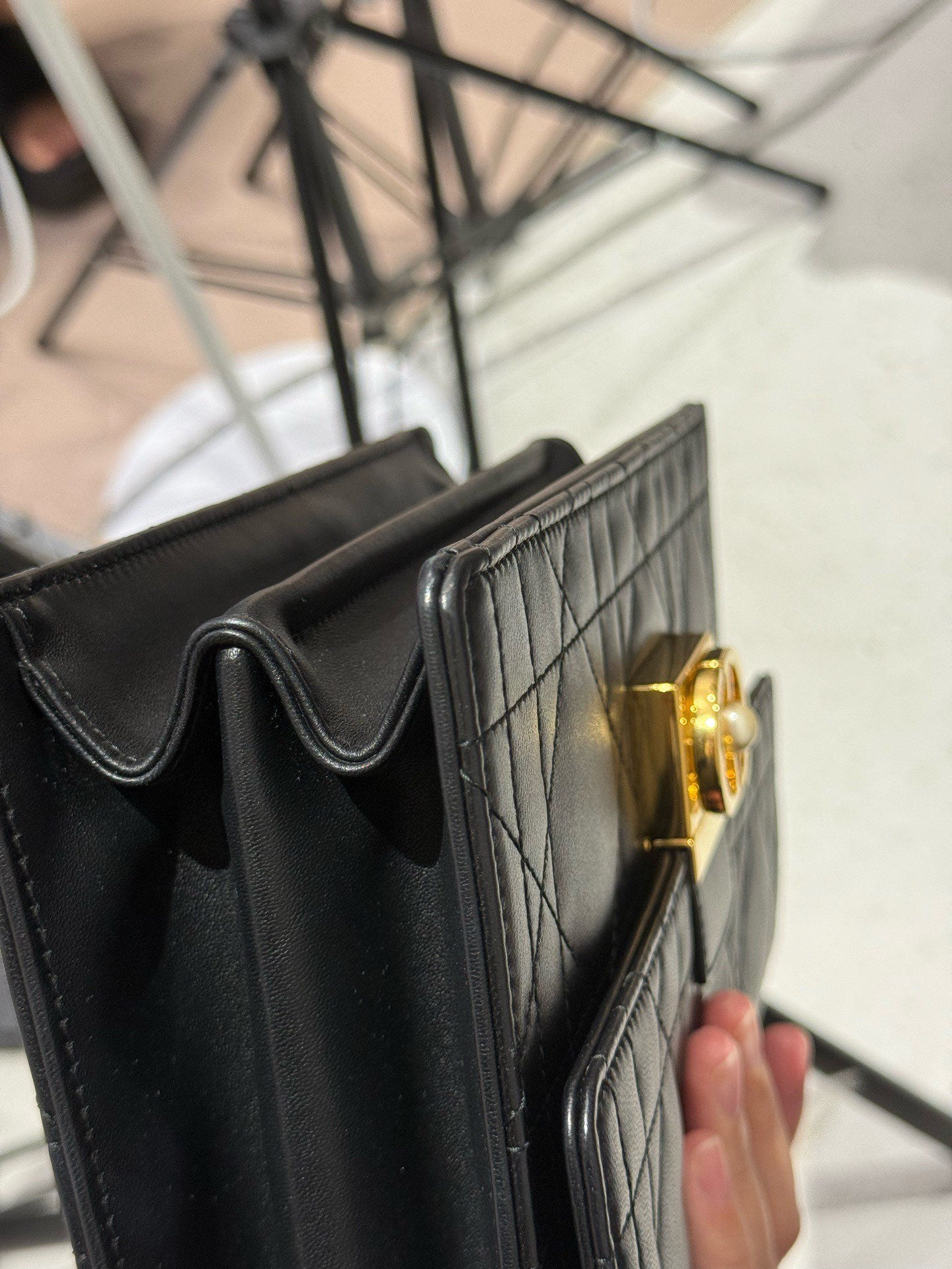 Dior - Gold Top Handle Flap Bag - Cowhide leather - Black - (medium)