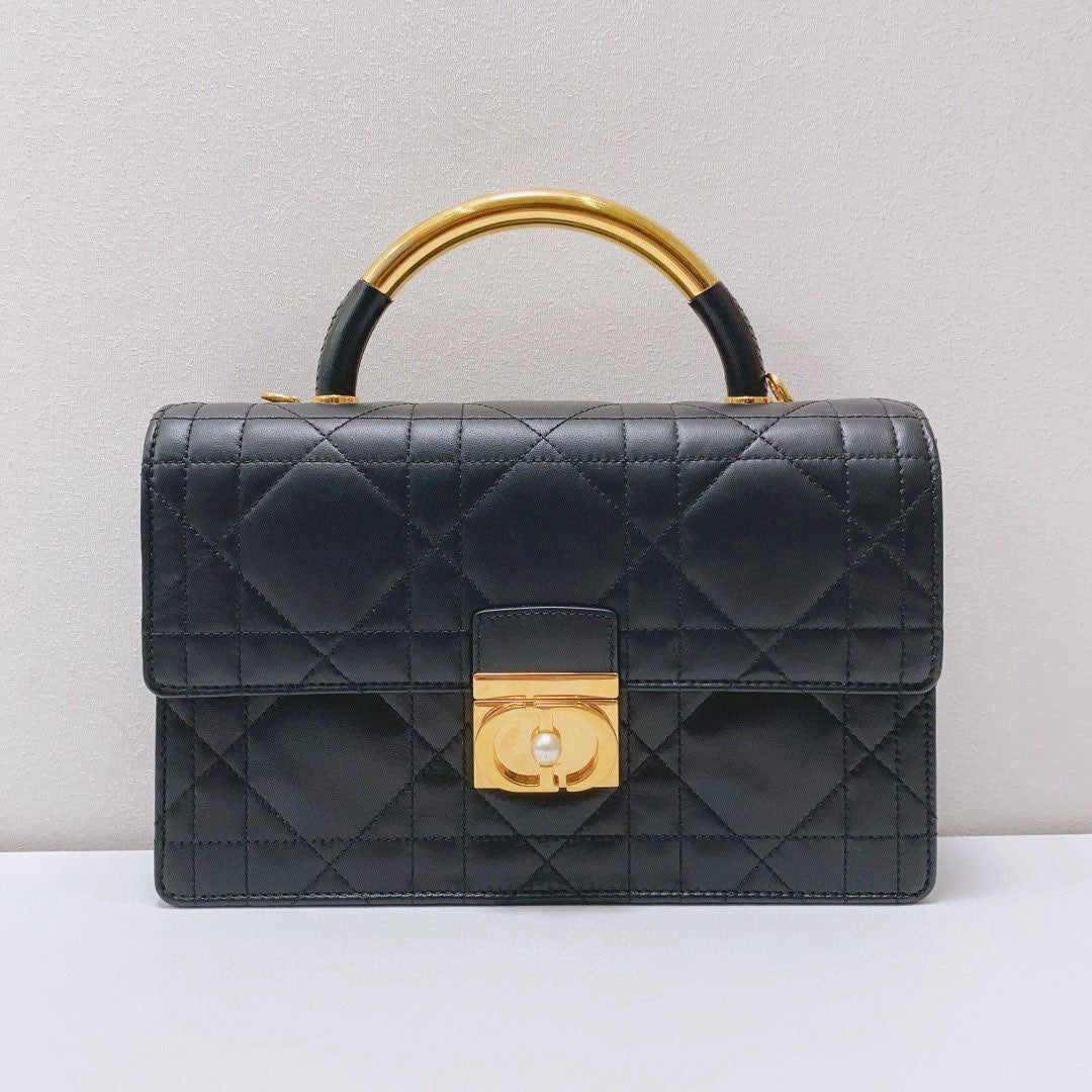 Dior - Gold Top Handle Flap Bag - Cowhide leather - Black - (medium)