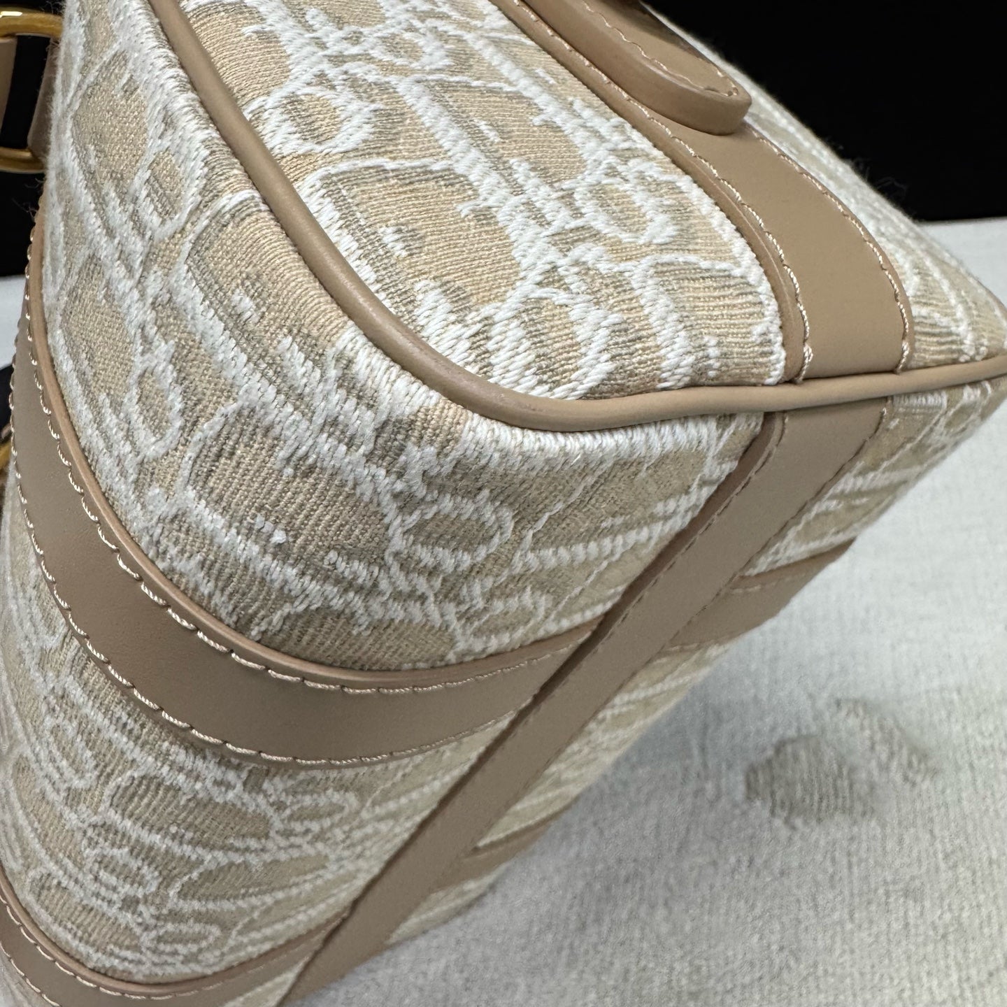 Dior - Groove - Cloth - Beige - (mini)