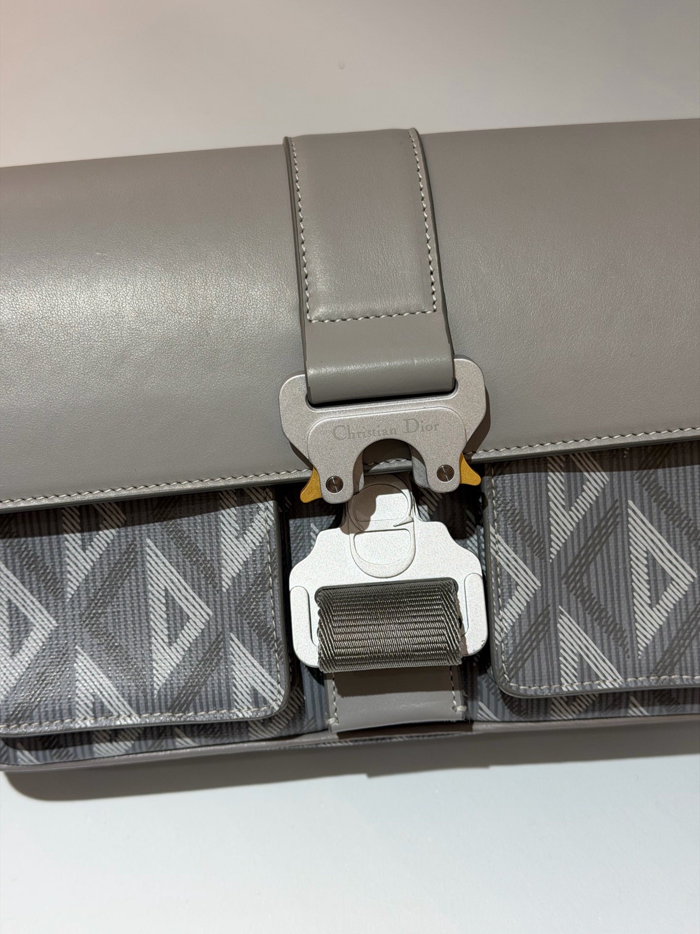 Dior - Hit The Road Messenger Bag - Cloth - Grey - (medium)