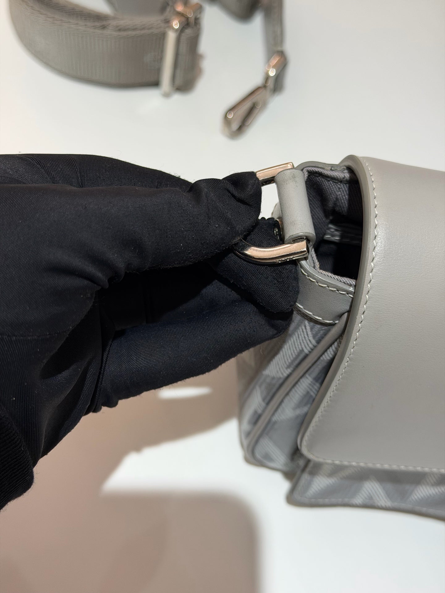 Dior - Hit The Road Messenger Bag - Cloth - Grey - (medium)