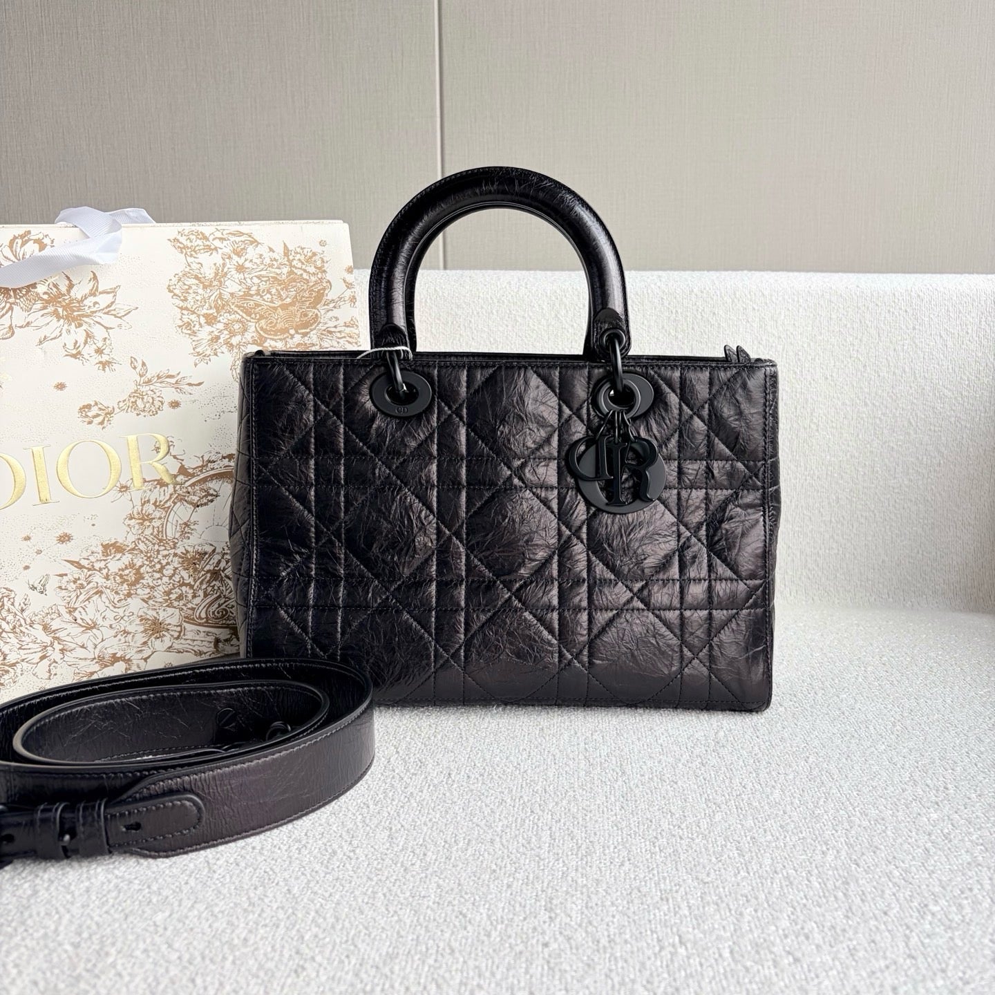 Dior - Lady D-Sire Medium - Crinkled waxed leather - Black - (Medium)